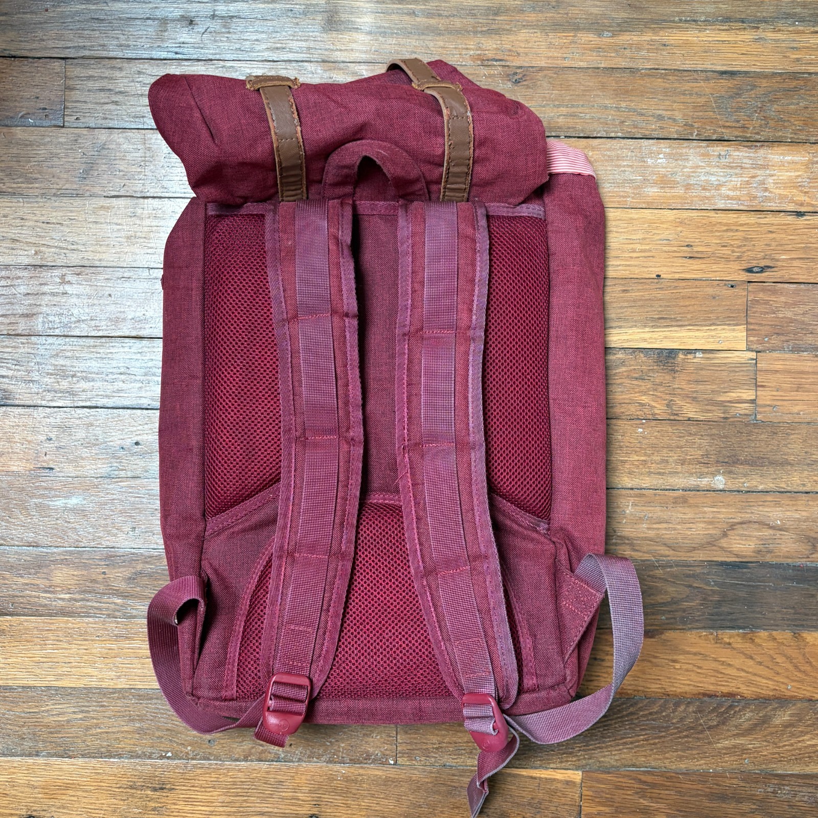 Herschel Maroon Backpack Buckle Closure Adjustable Strap Padded Pockets