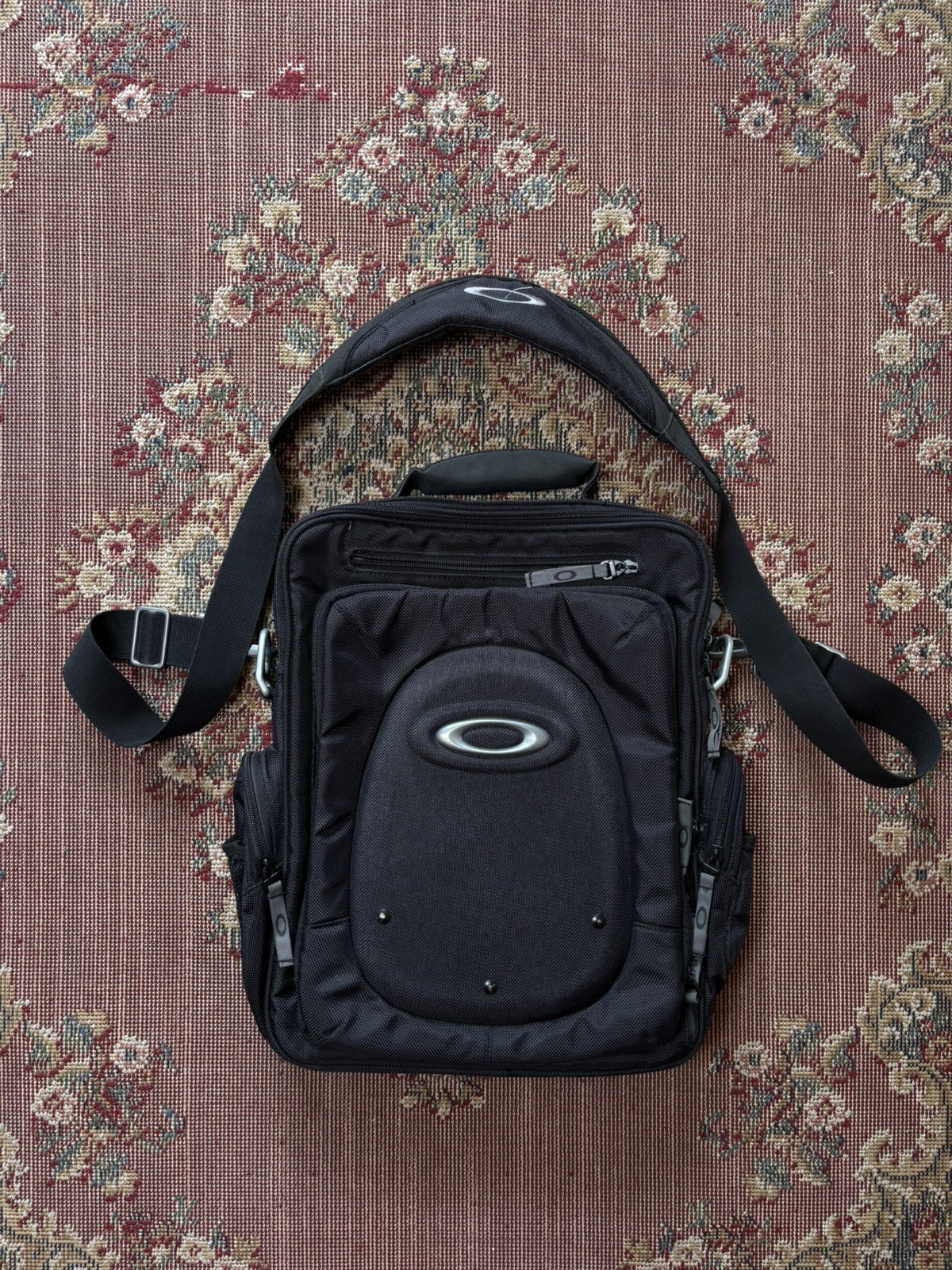 vintage Y2K Oakley Tactical Field Gear Vertical Messenger Laptop Bag Black