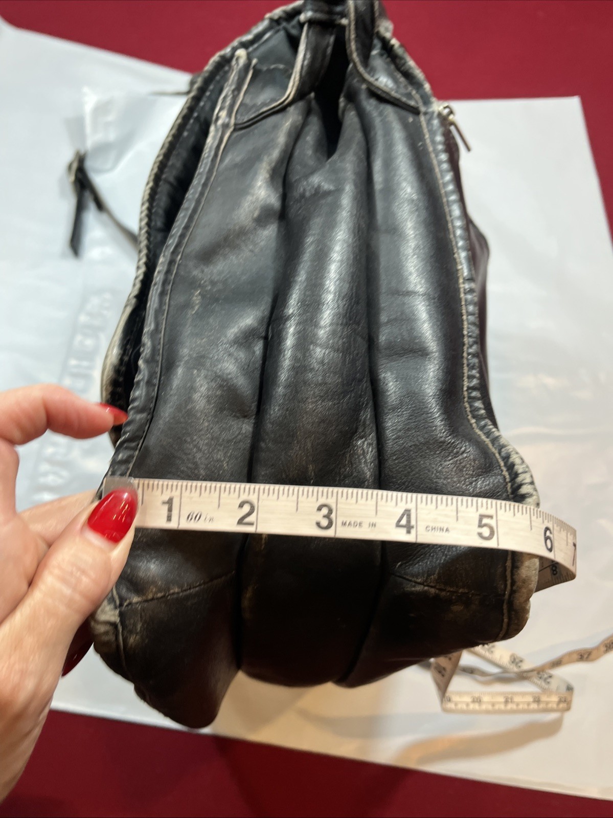 Wilsons Leather BLACK Messenger Flap BAG Distressed Grunge office School Retro