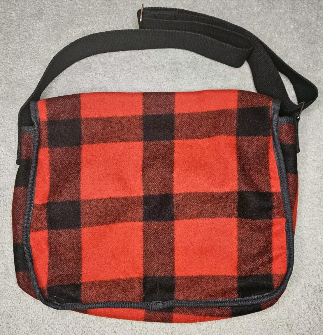 Duluth Minnesota Wool & Leather Messenger Made In USA New With Tags NICE!!