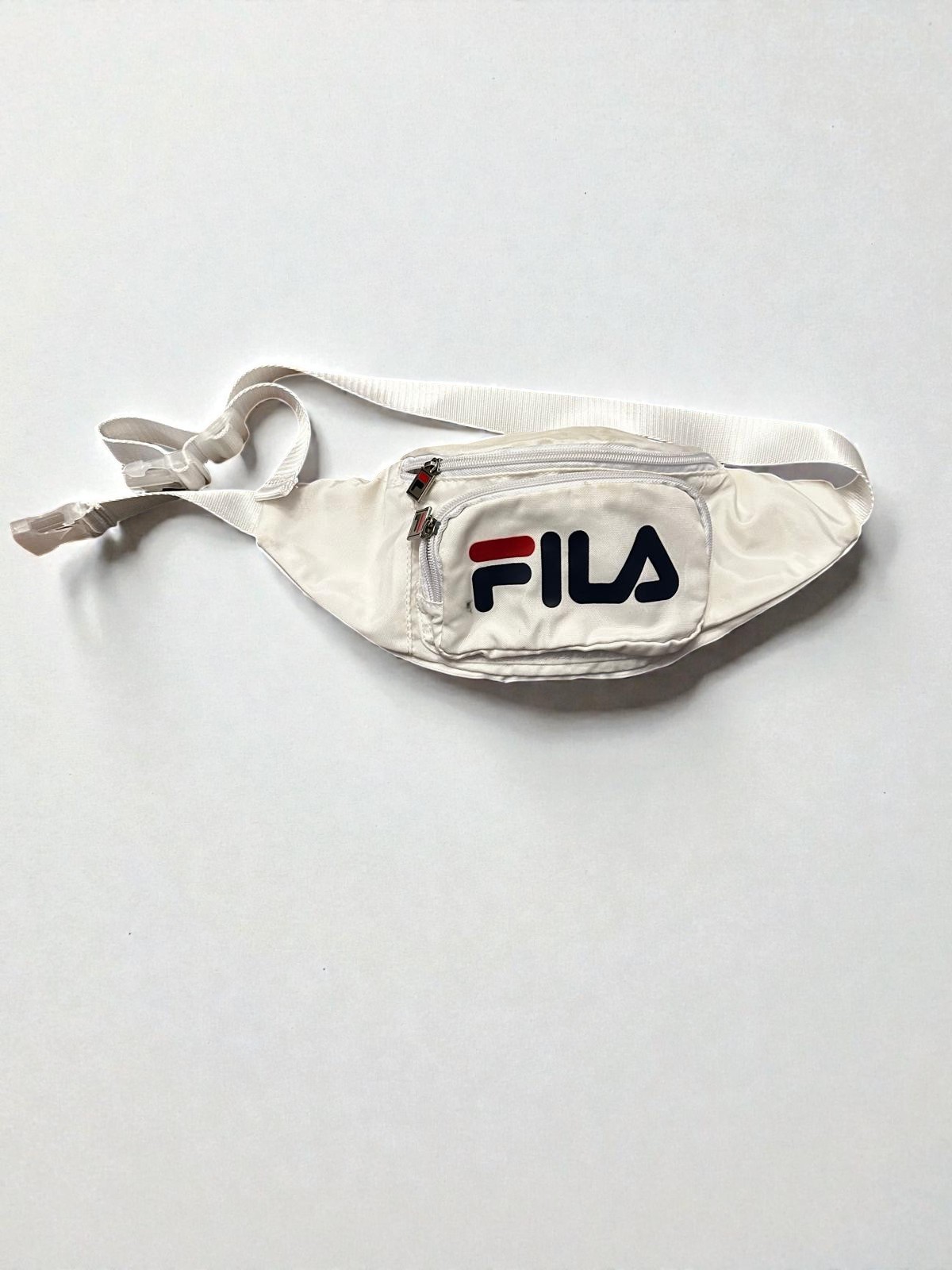 FILA White Waist Bag Fanny Pack Unisex Adjustable Strap Zip Pockets
