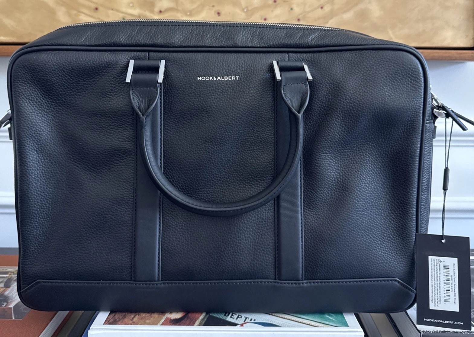 NEW Hook & Albert Black Pebbled Leather Laptop Briefcase, Messenger Bag