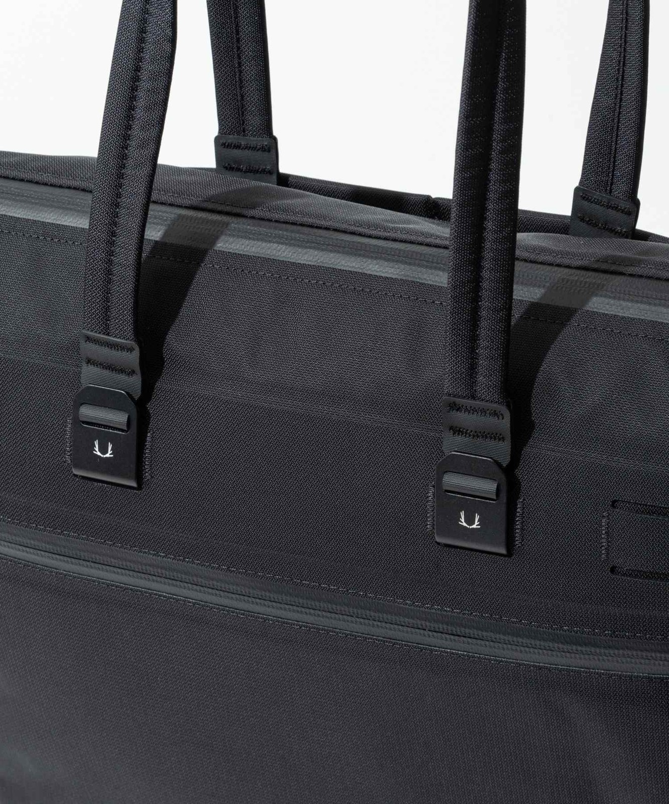 BLACK EMBER WPT TOTE Tote bag for men, bag for business commuting 110008