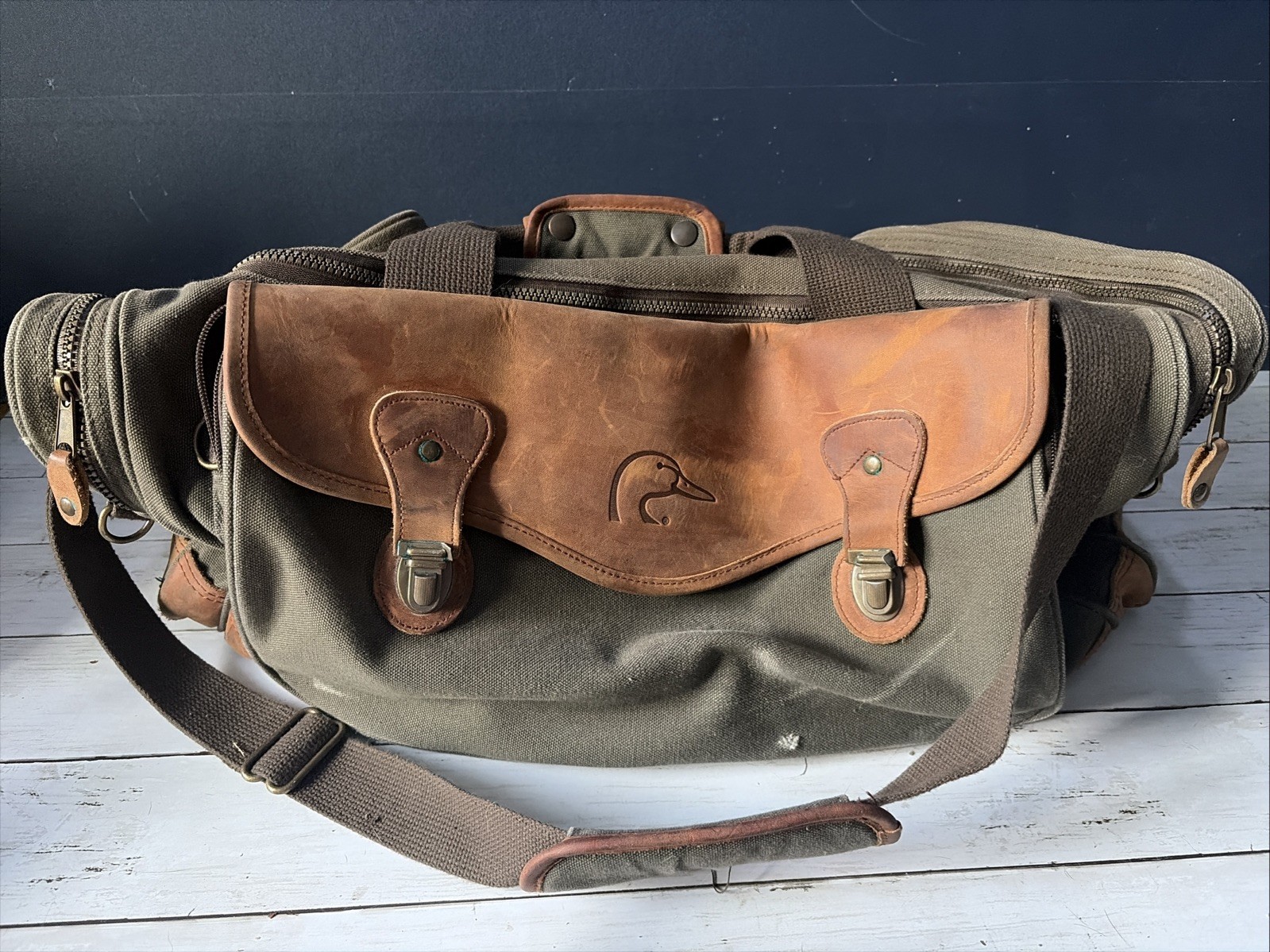 VTG Ducks Unlimited Leather Canvas Duffel Duffle Bag 24×12 See Photos For Wear