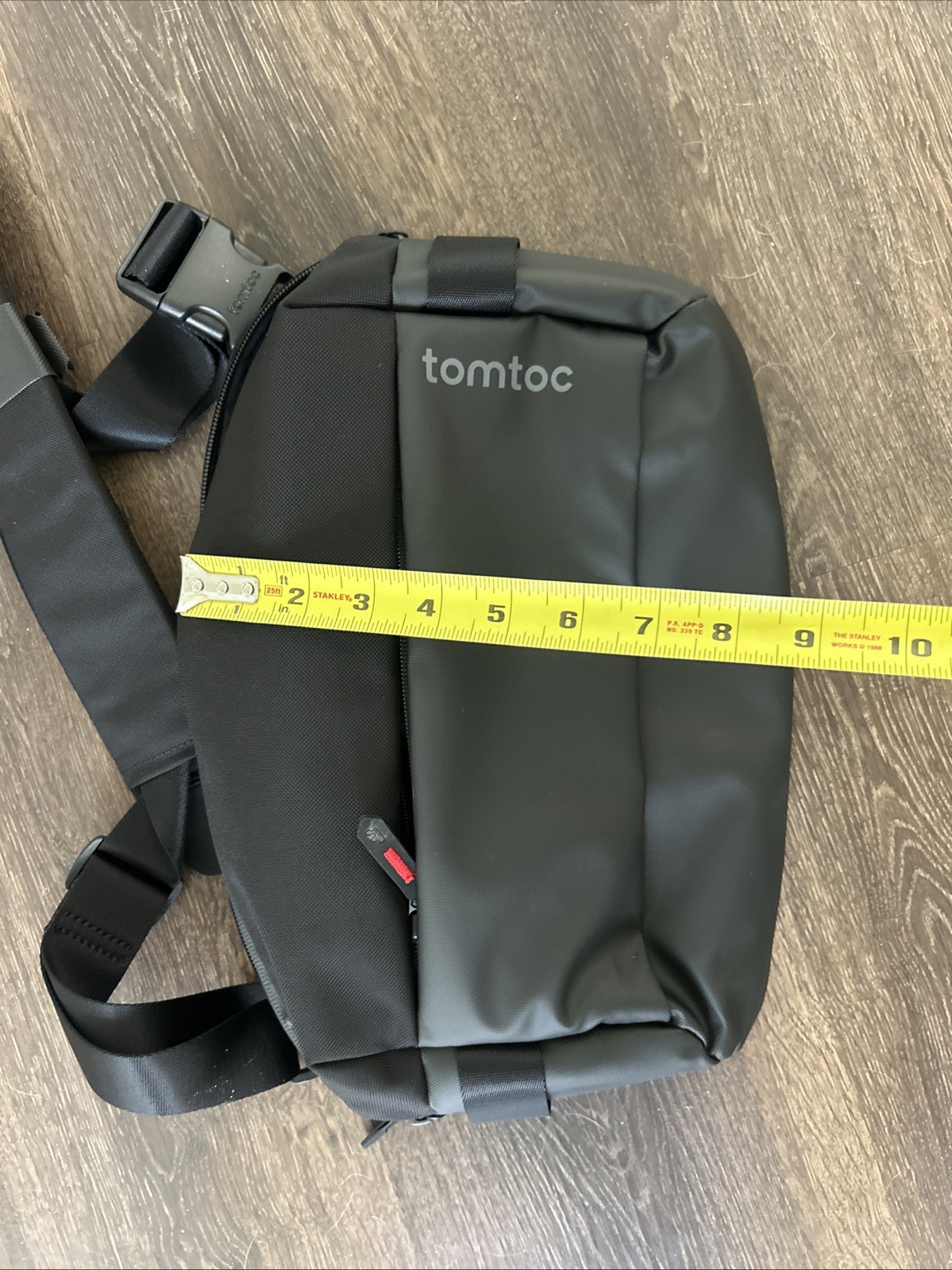Tomtoc COMPACT EDC SLING BAG courier gamer fashion LARGE shoulder crossbody NWOT