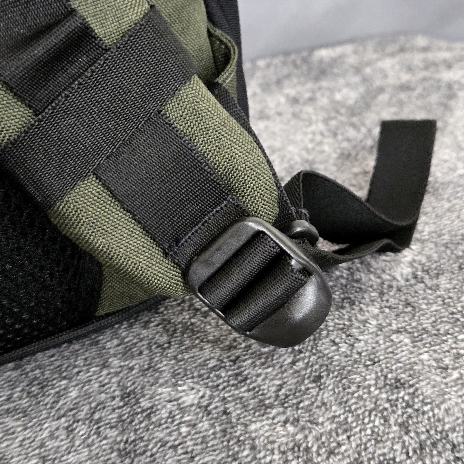 Oakley Transit Sport Backpack Green Utility Daypack 25L Outdoor Laptop Bag – EUC