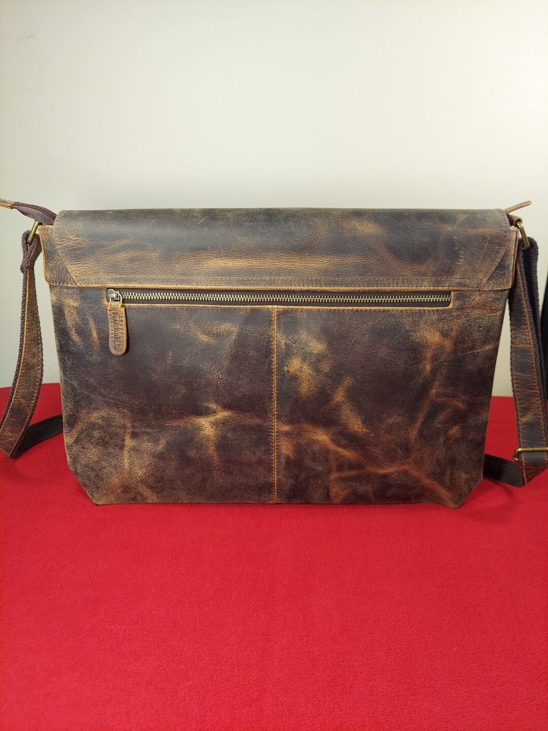 KomalC Brown Leather 18″ Messenger Laptop Bag Satchel