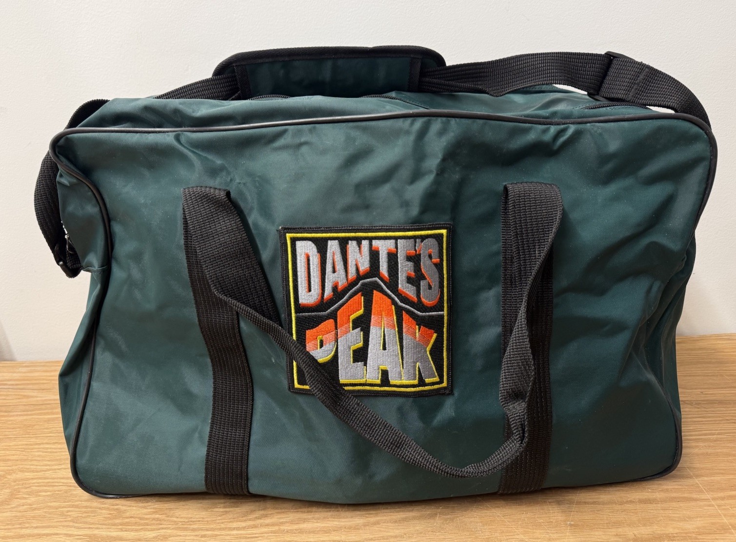 VTG 90s NIKE Dantes Peak Movie Promo Green Duffel Gym Bag Spellout y2k vintage