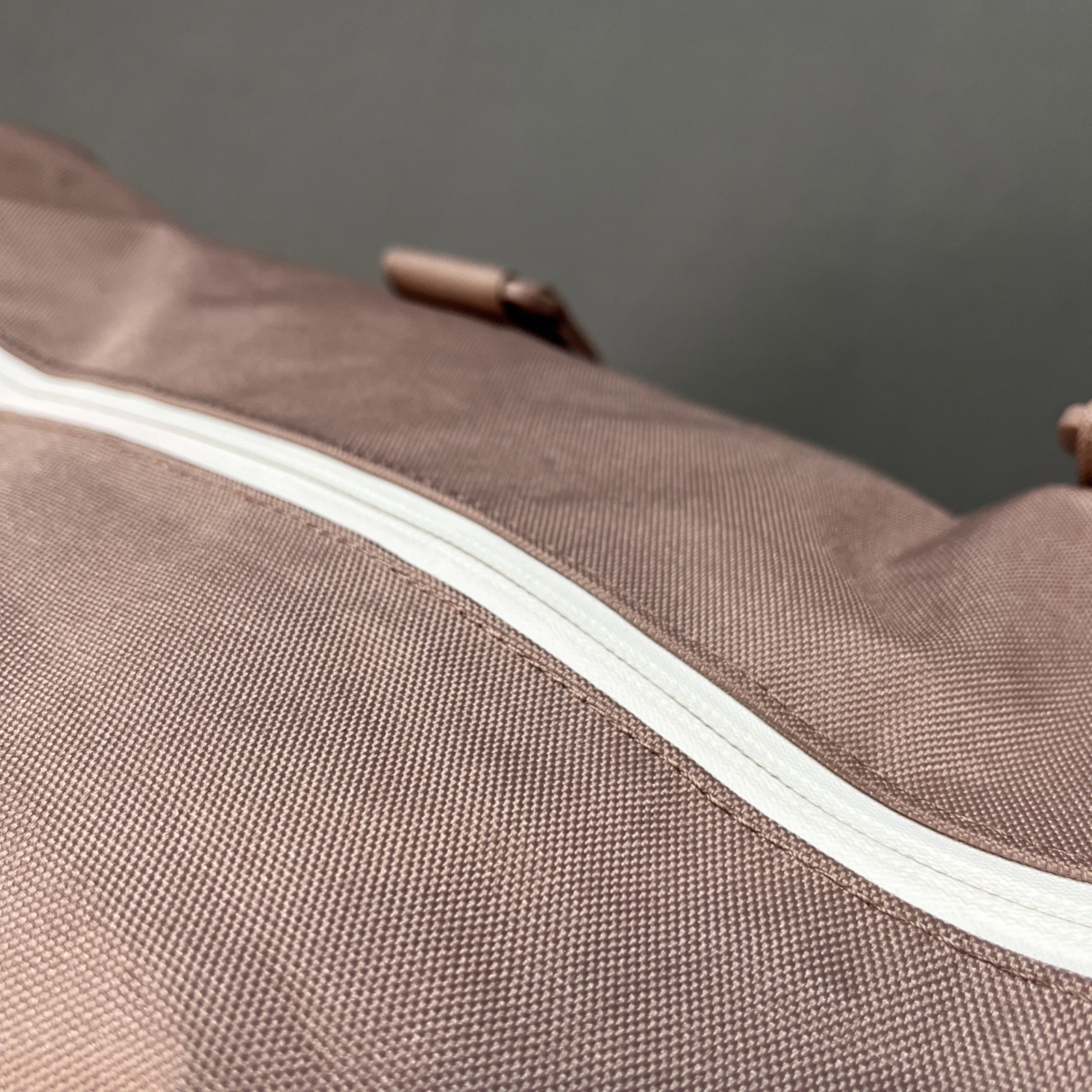 Herschel Supply Co. Novel Duffle Bag Ash Rose Travel Bag 11.75 x 20.5 x 10