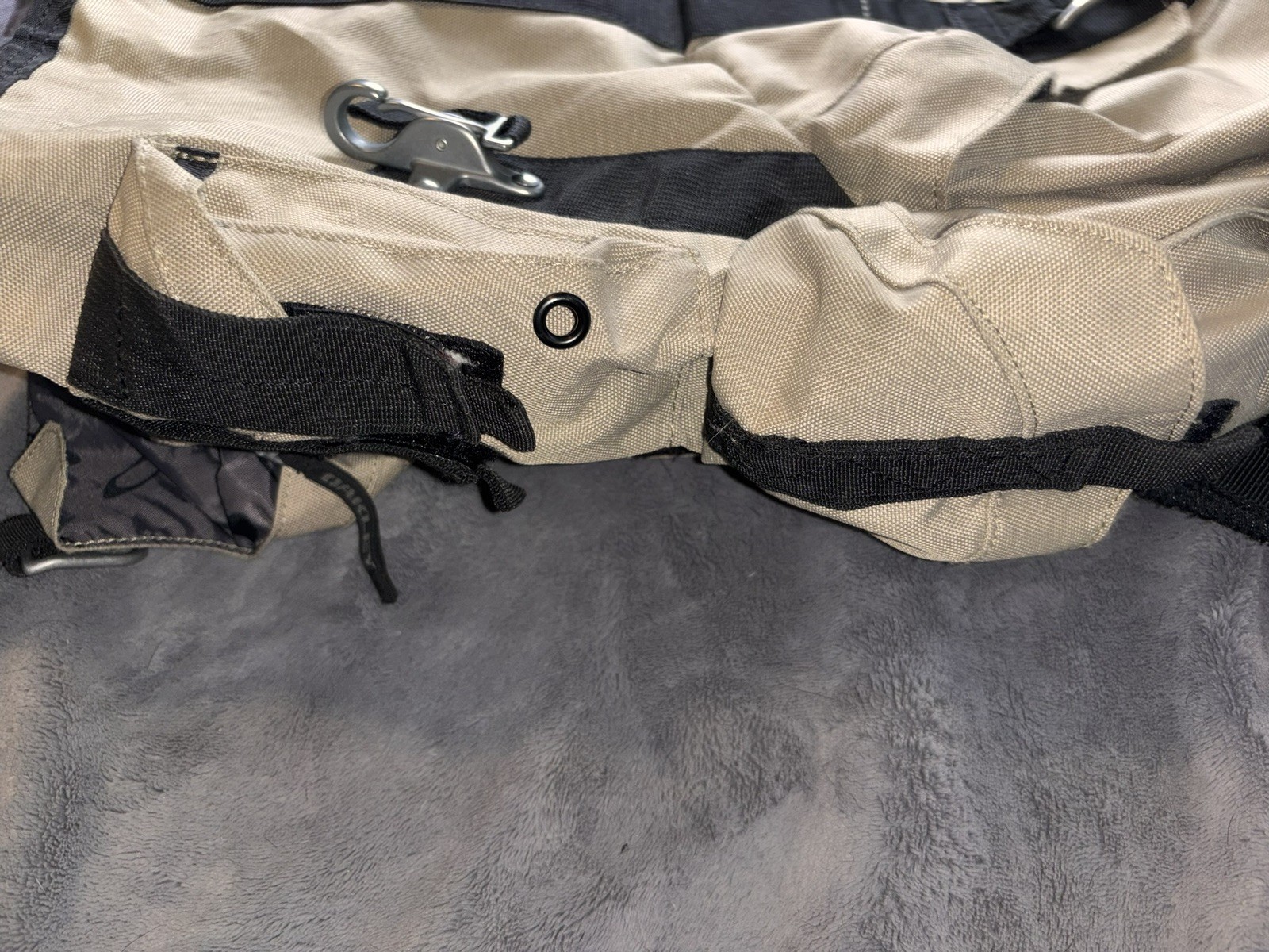 OAKLEY AP MECHANISM BACKPACK Rare Tan Mountain Division Hiking Day Pack Bag