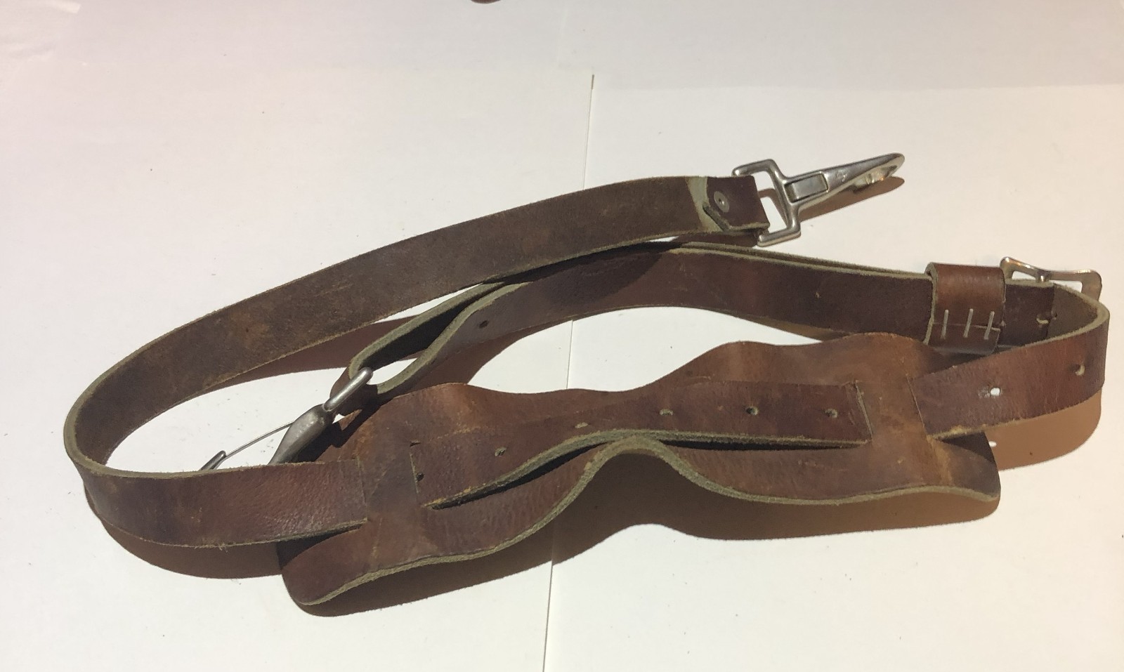 Vintage Thick Leather Saddle-Style Shoulder Bag Hunting Hiking School Messenger