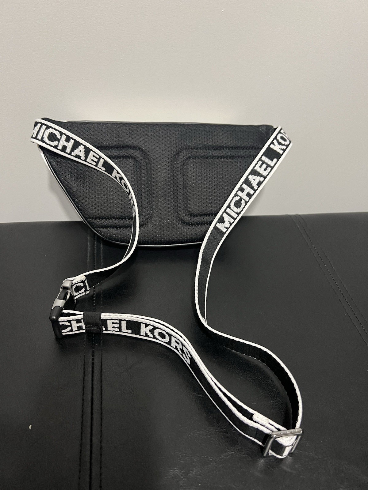 Michael Kors Cooper Men Mini Logo Shoulder Crossbody Zip Belt Bag Bright White