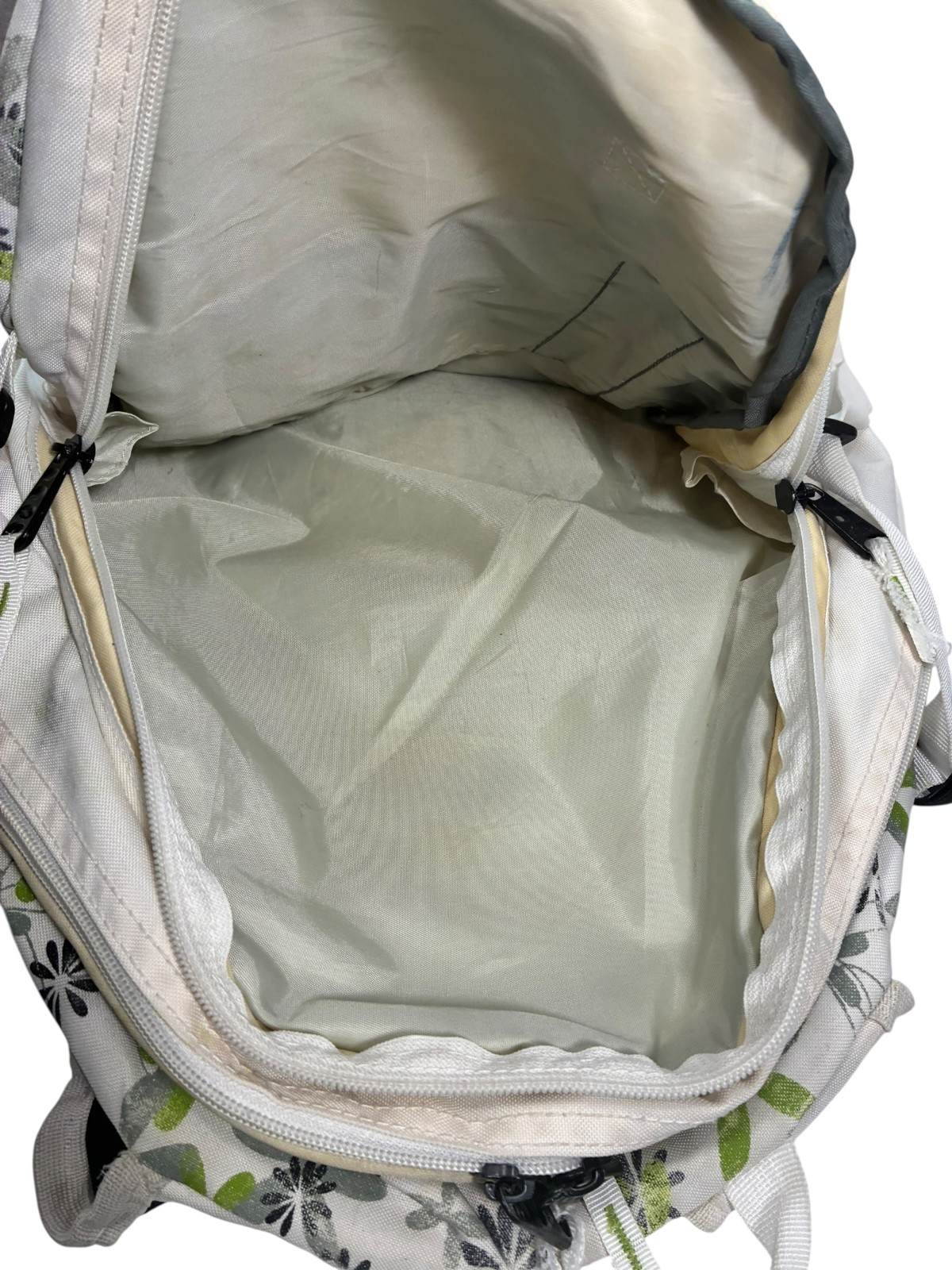High Sierra 5420-110 backpack White with Green & Grey 70s Floral Patterns