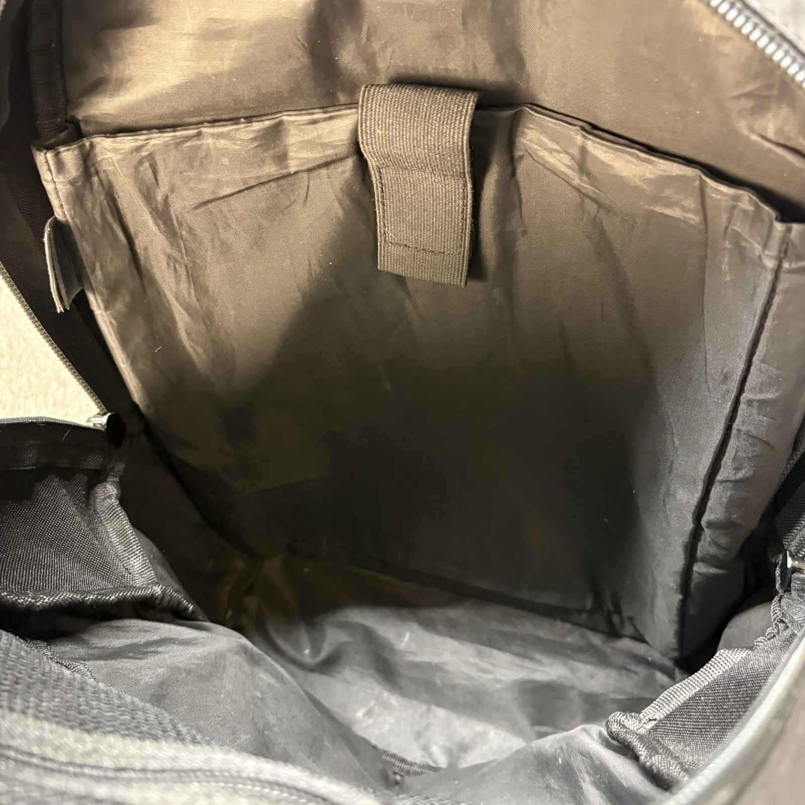 Superdry White Tarp Tech Backpack Travel Sport School Laptop Bag 21L Water Zip