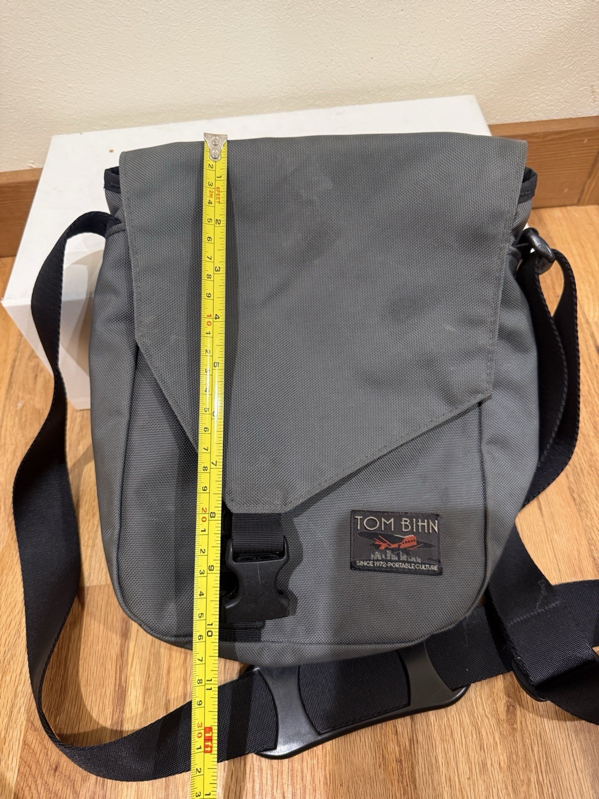 Tom Bihn Small Cafe Bag
