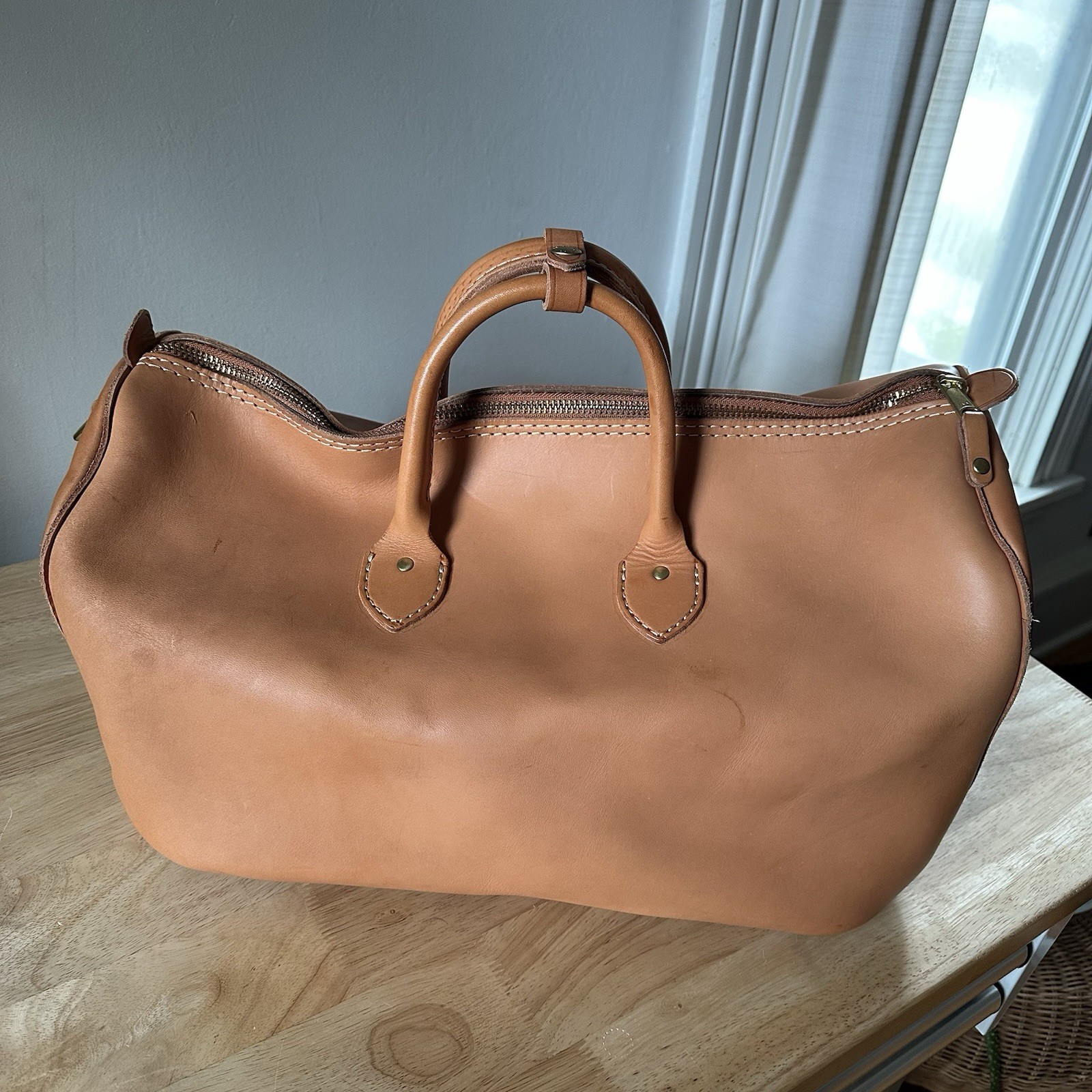 Best Made Co. Leather Duffle Bag Made in USA Natural Vegetable Tan NWT Rare 35L