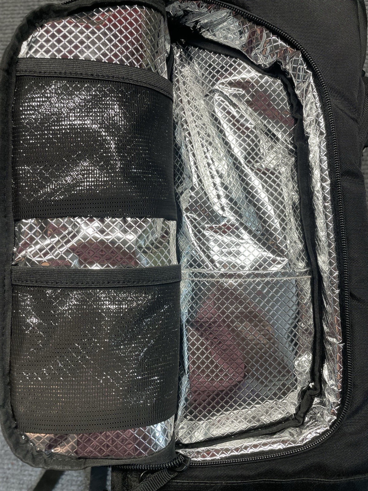 RARE Skullcandy x Naruto Shukaku Cooler Bag Tactical Backpack Wired Audio MINT
