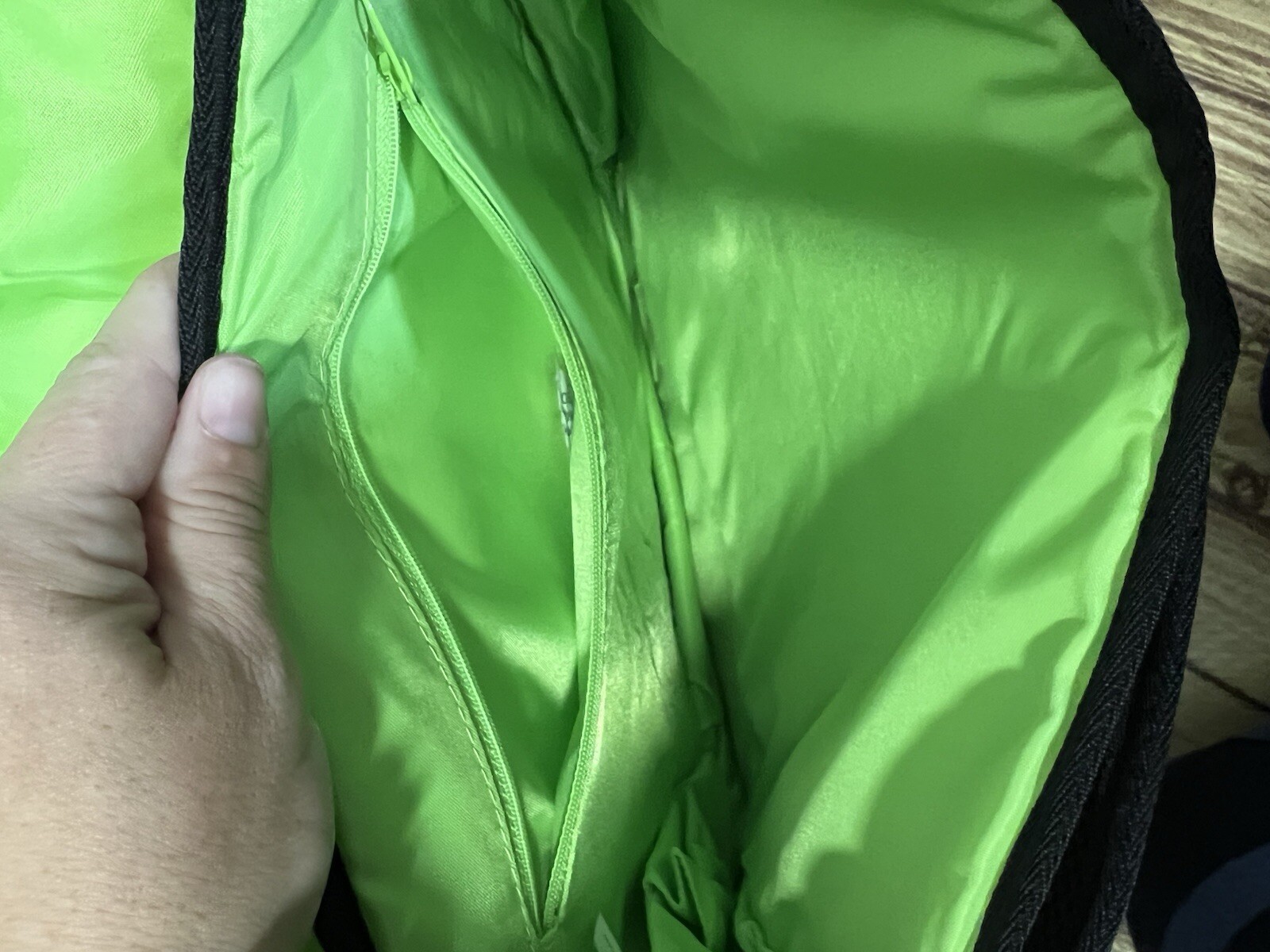 Crocs Graffiti Dinosaur Messenger Bag Adult Lime Green Interior