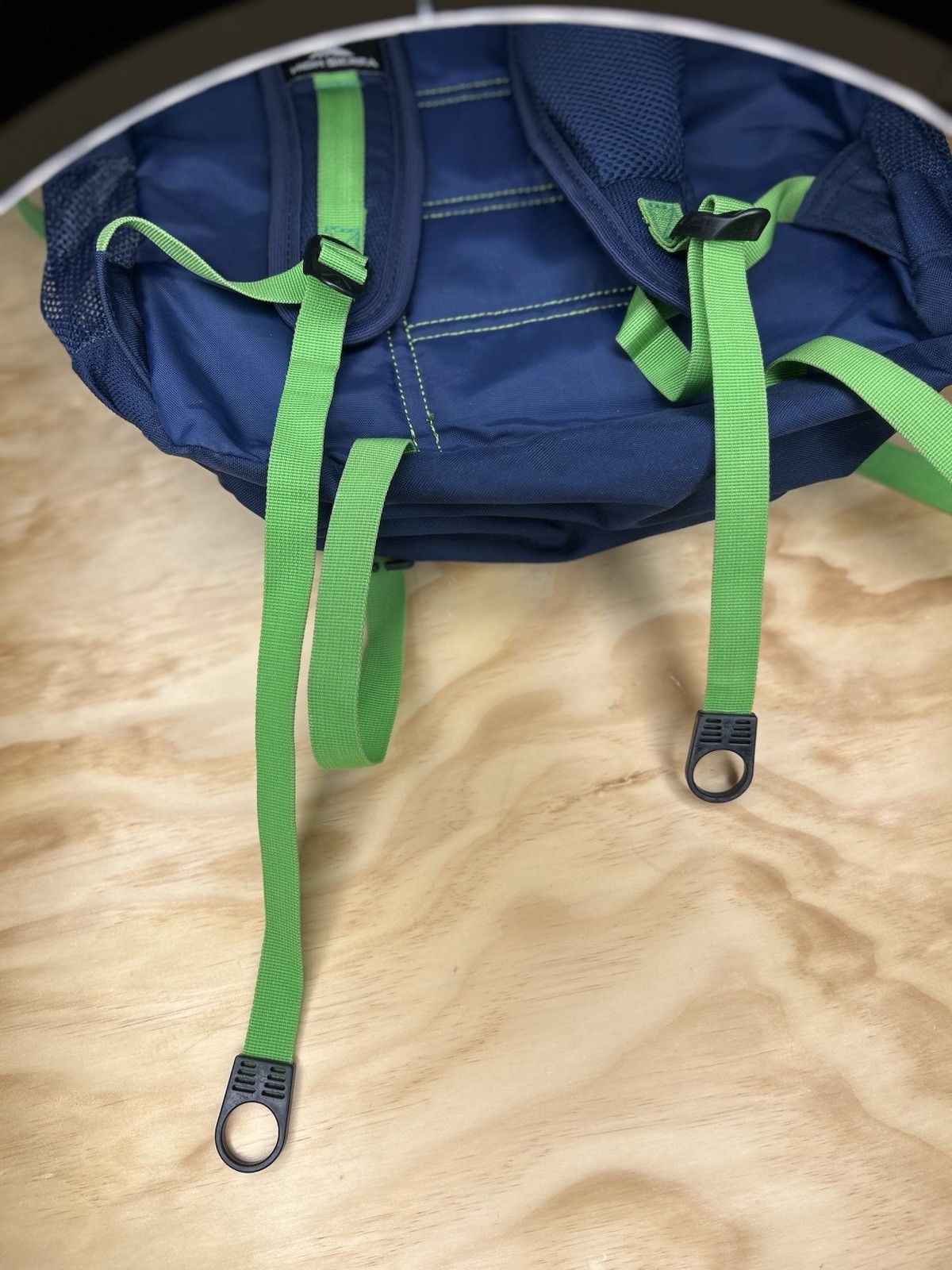 High Sierra Backpack Airflow Cooled Back Strap Suspension System Navy Green
