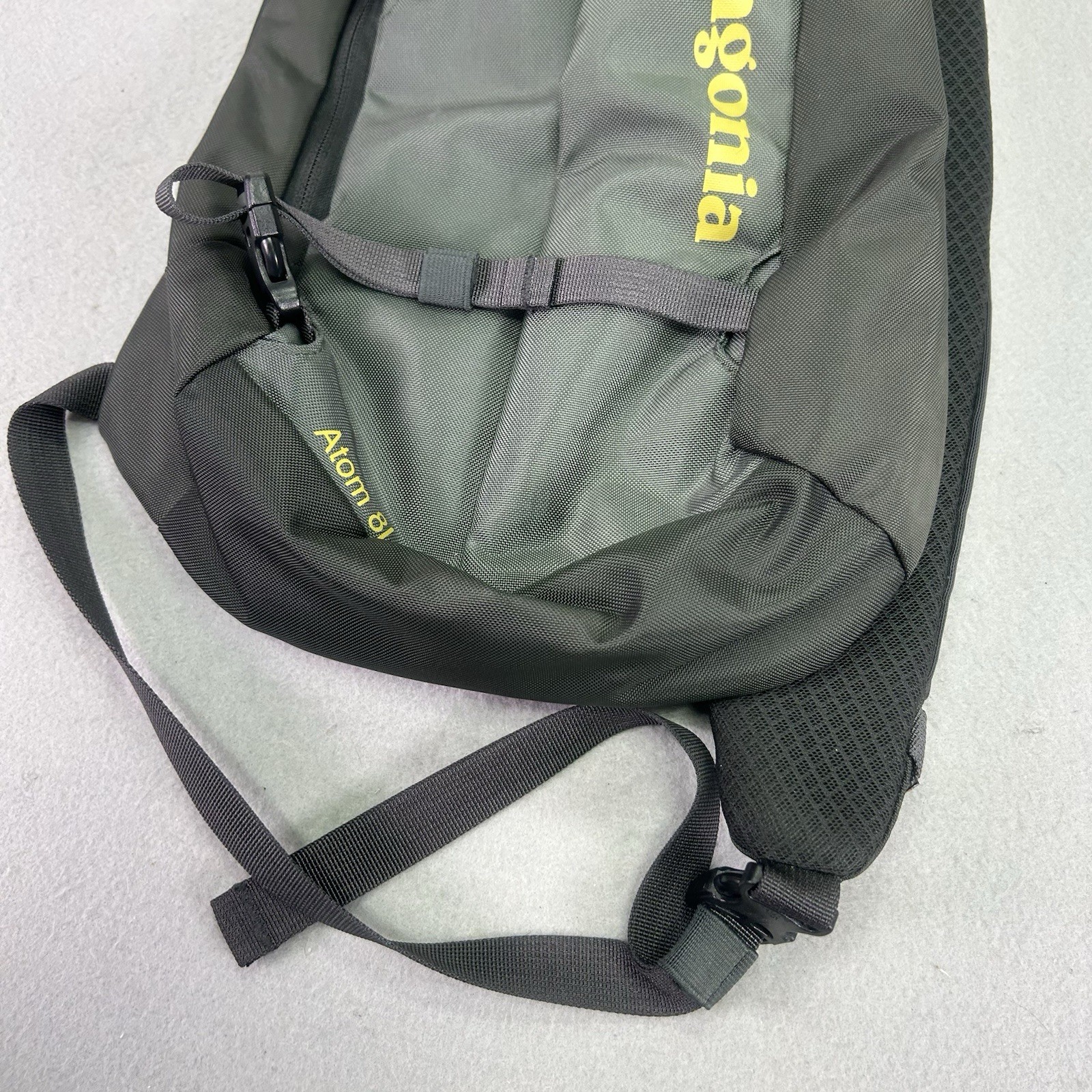 Patagonia Atom 8L Sling Shoulder Crossbody Hiking Camping Bag Forge Gray 48261
