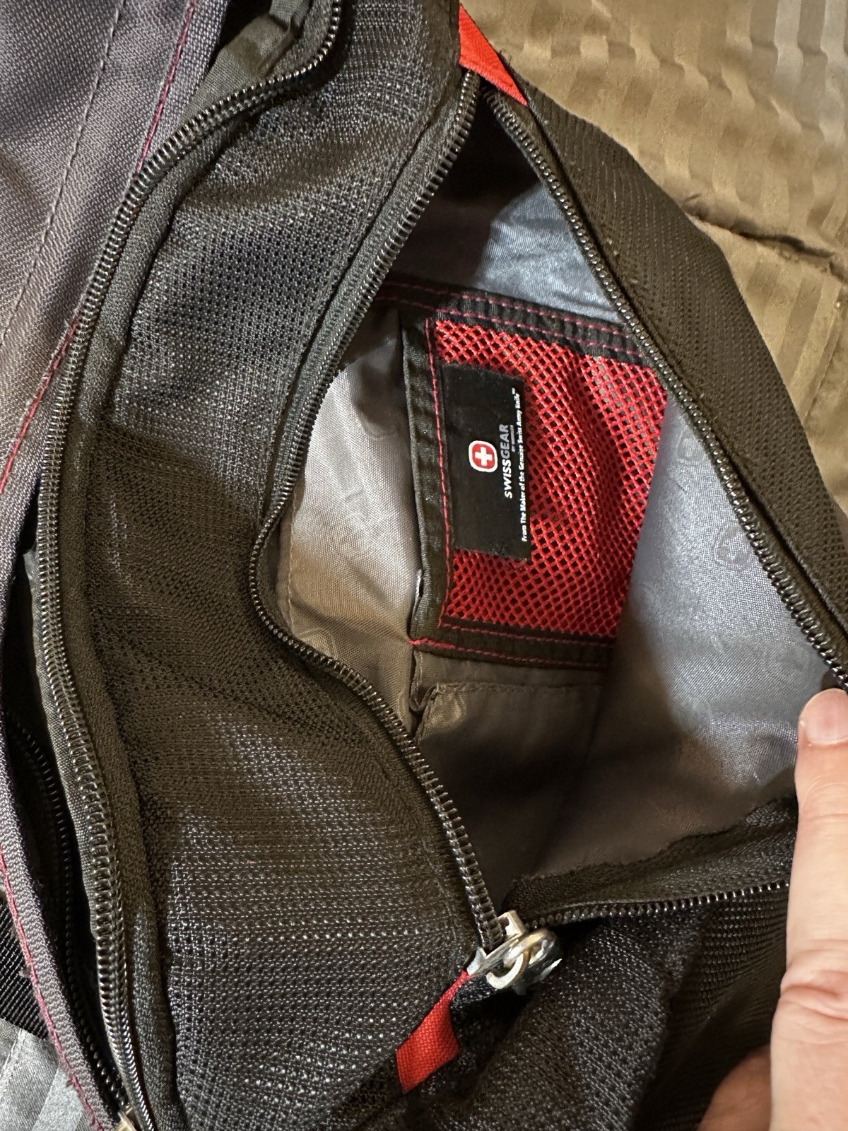 SwissGear Black Sling Backpack Single Strap Crossbody Bag Travel Hike Daypack