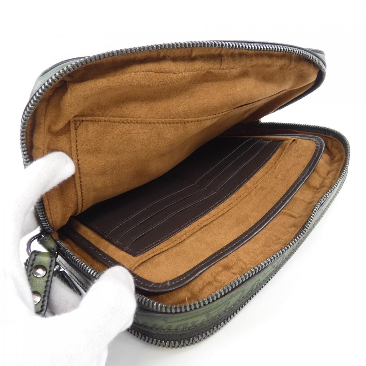 Authentic Berluti Bag #241-004-008-0364