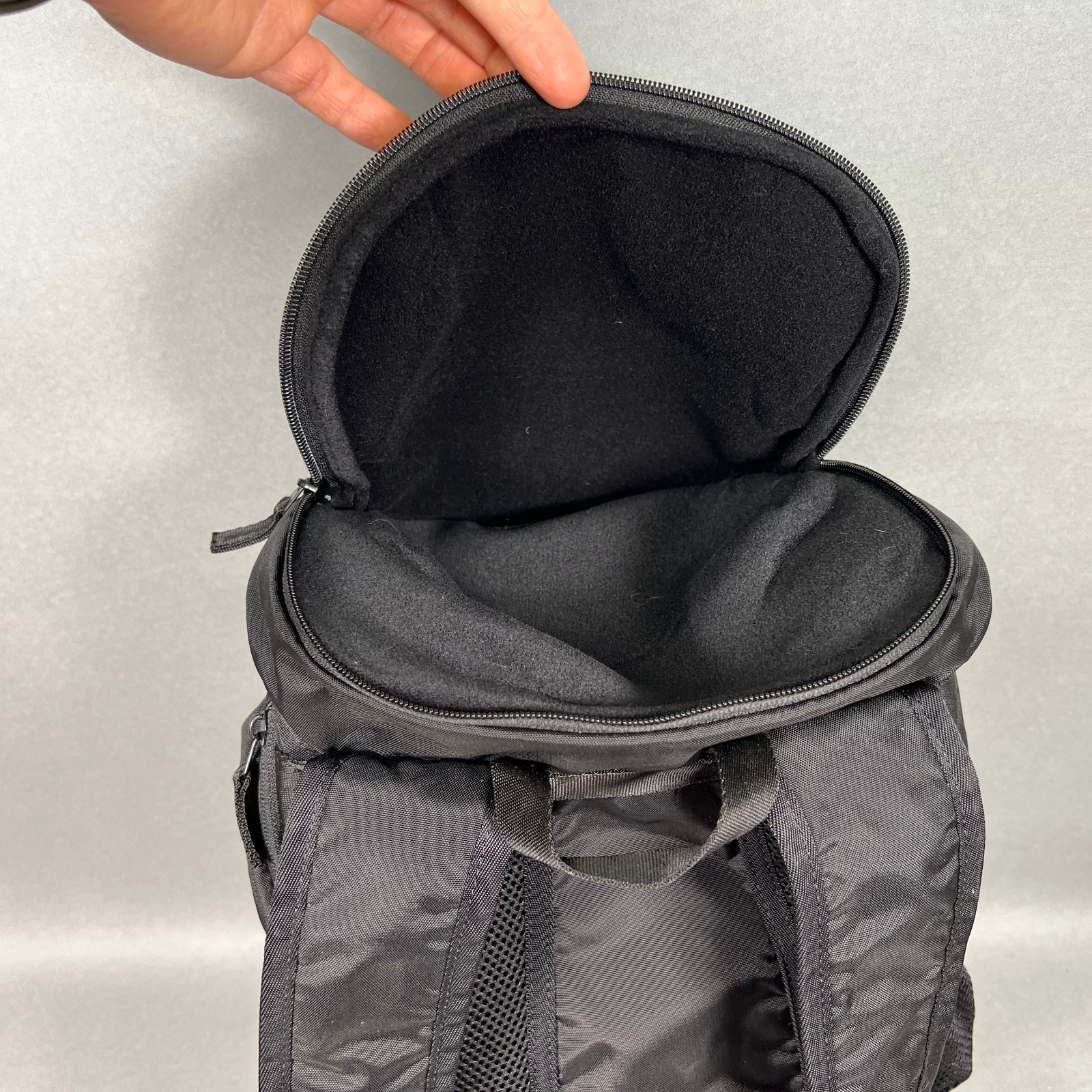 Oakley Clean Days Backpack Black 22L 100% Recycled Nylon Water Repellent MINT