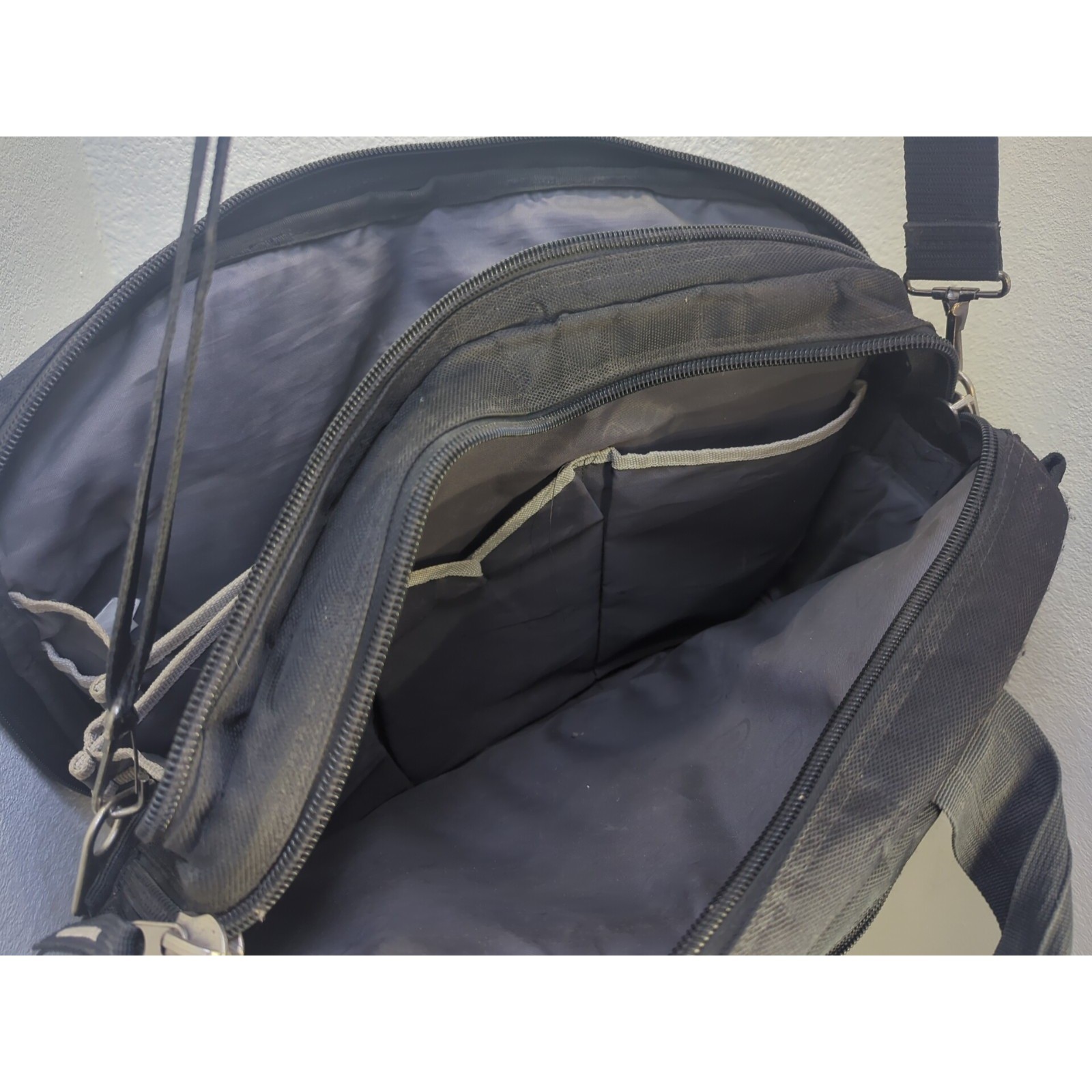 Ogio Jack Pack Messenger Bag With Wagner CAT Logo Black Large Tool School