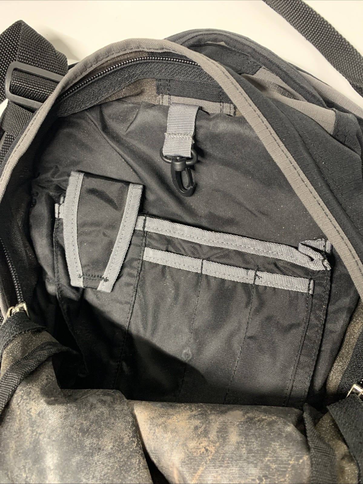 Jansport Sling Crossbody Backpack Bag Black/Gray Canvas Fabric