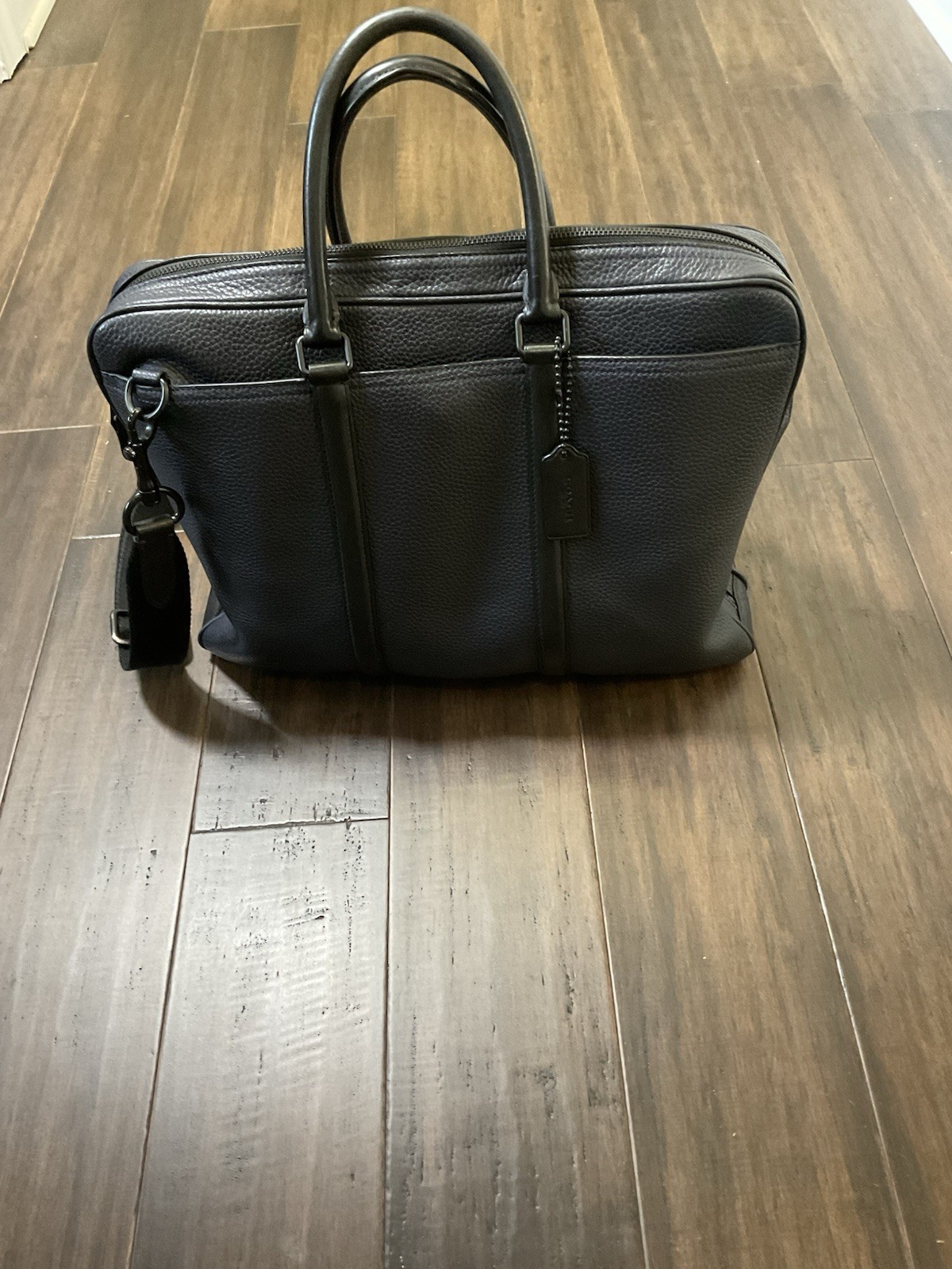 COACH Men’s Pebble Leather 57781 Navy Black Briefcase Bag Metropolitan Slim