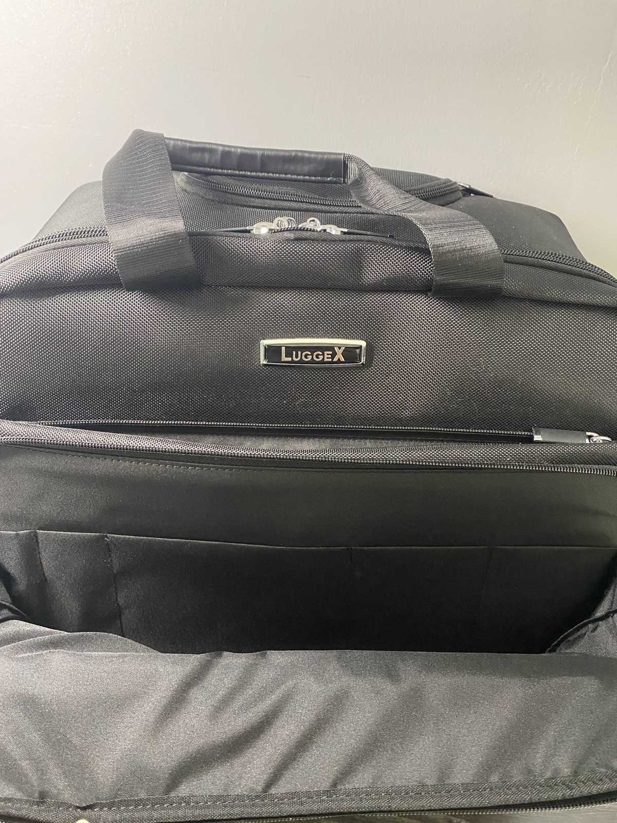 LuggeX Rolling Travel Briefcase Carry On Laptop Bag Wheels Black Multiple Pocket