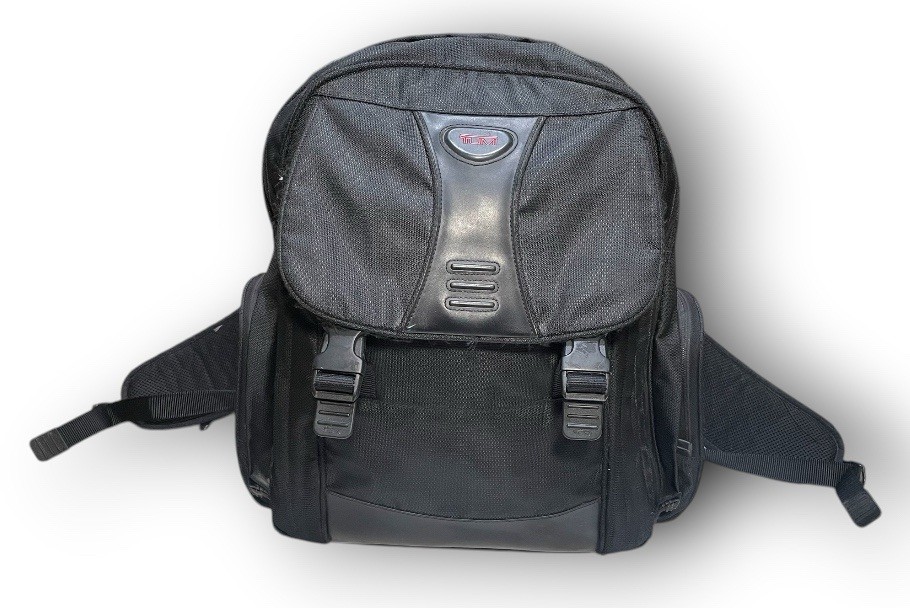 TUMI T2 Laptop Backpack. Ballistic Nylon & Leather 18”x14” Black Used