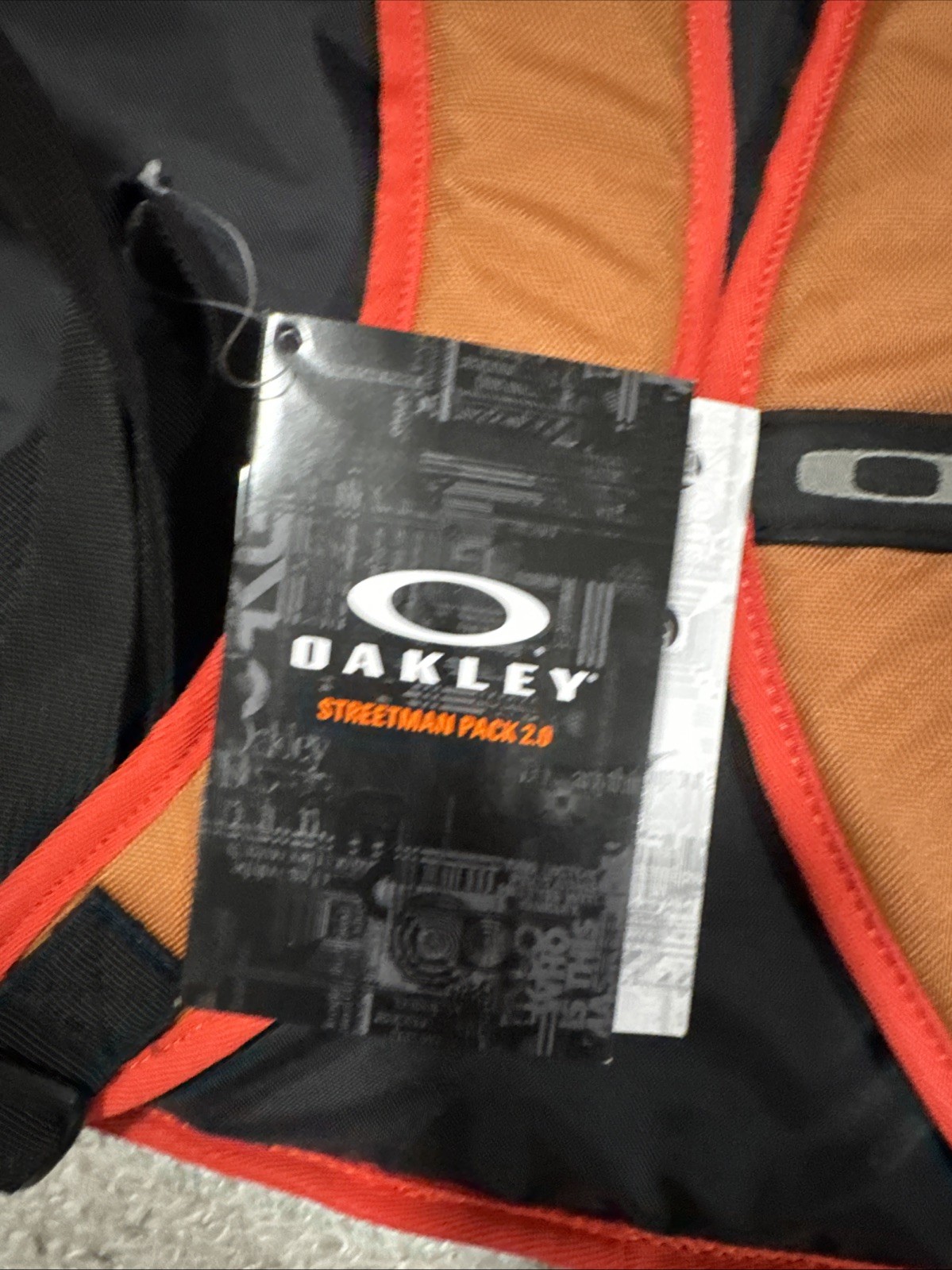 Oakley Streetman Back Pack 2.0 Backpack Book Laptop Bag Skateboard 28L NEW