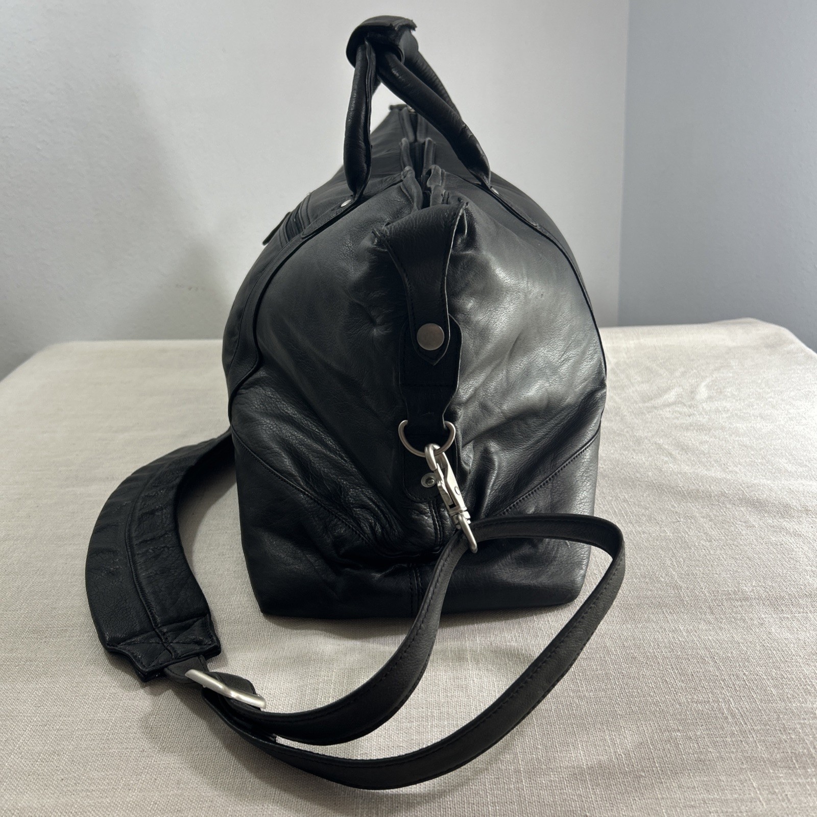 Canyon Outback Duffle Bag Black Leather Travel Weekend Bag Heritage