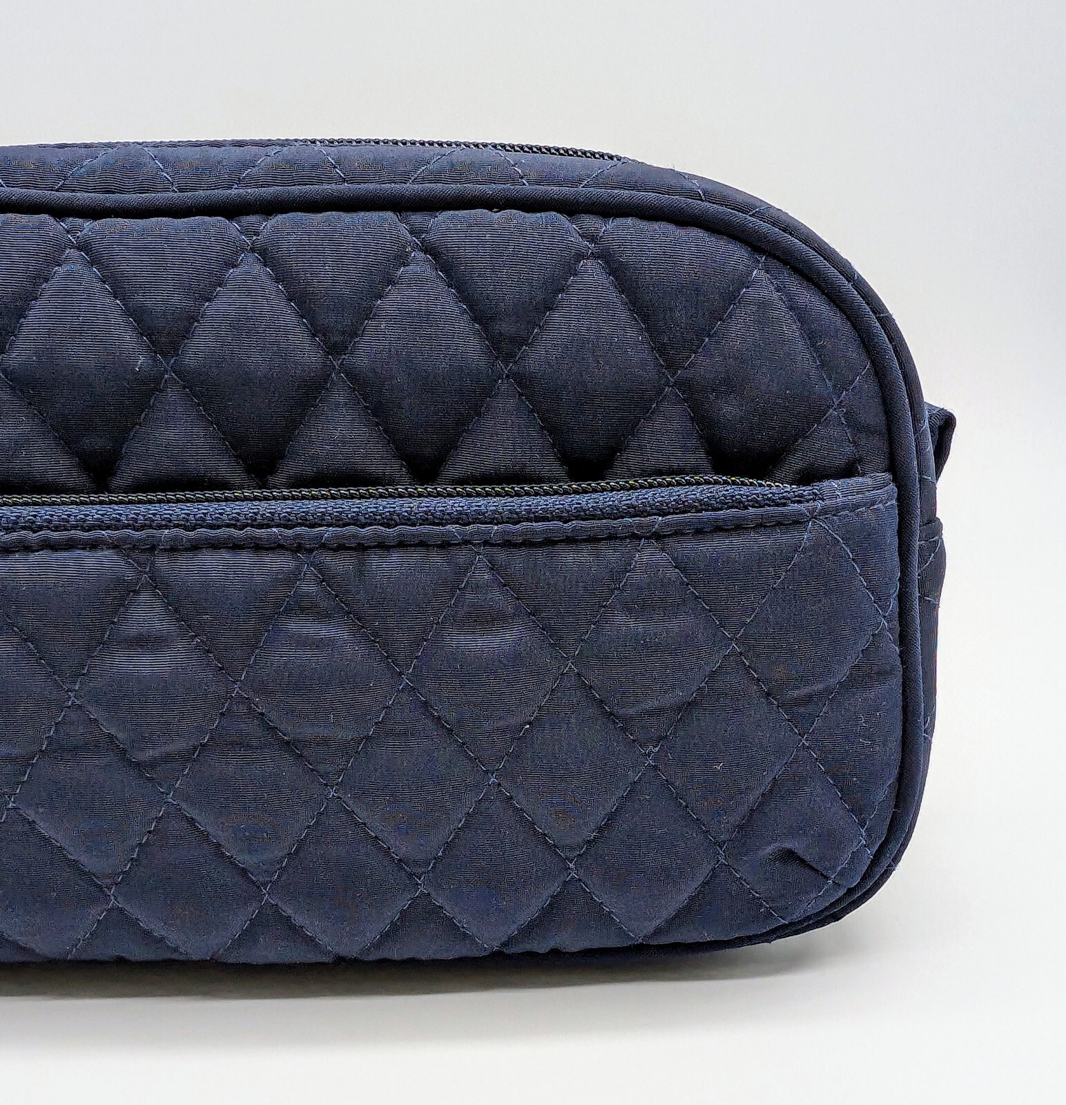 Vera Bradley Eli Lilly Insulated Medication Cosmetic Bag Travel Navy Blue