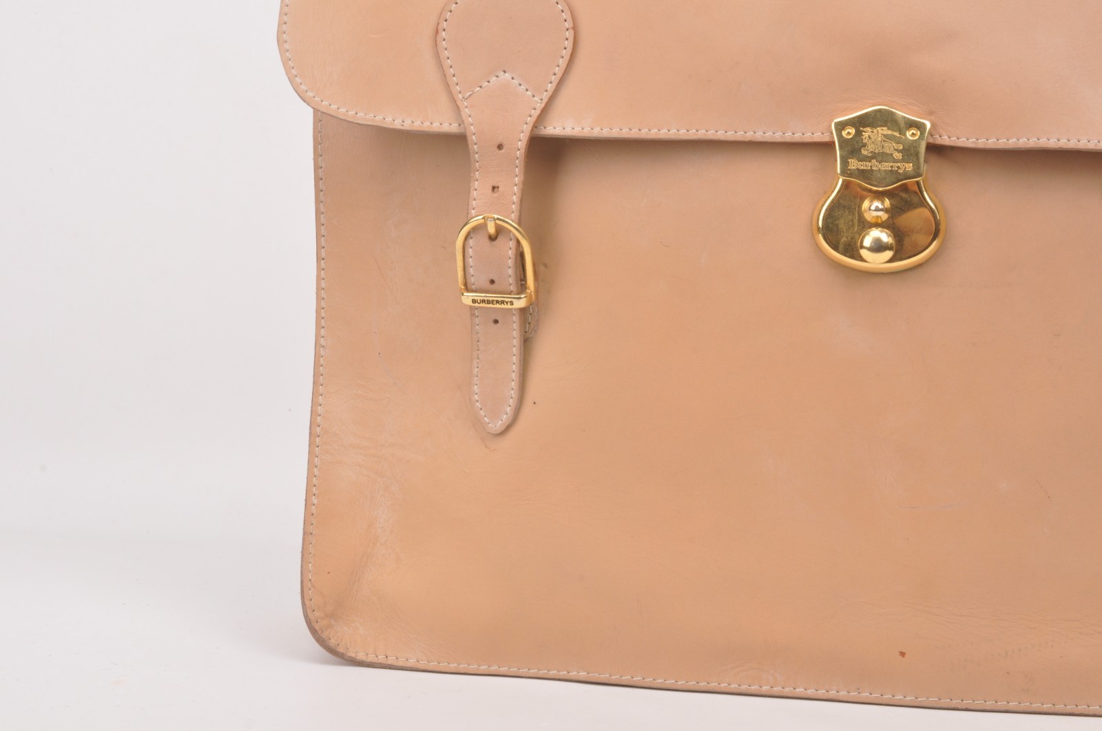 Burberry vintage tan leather briefcase bag