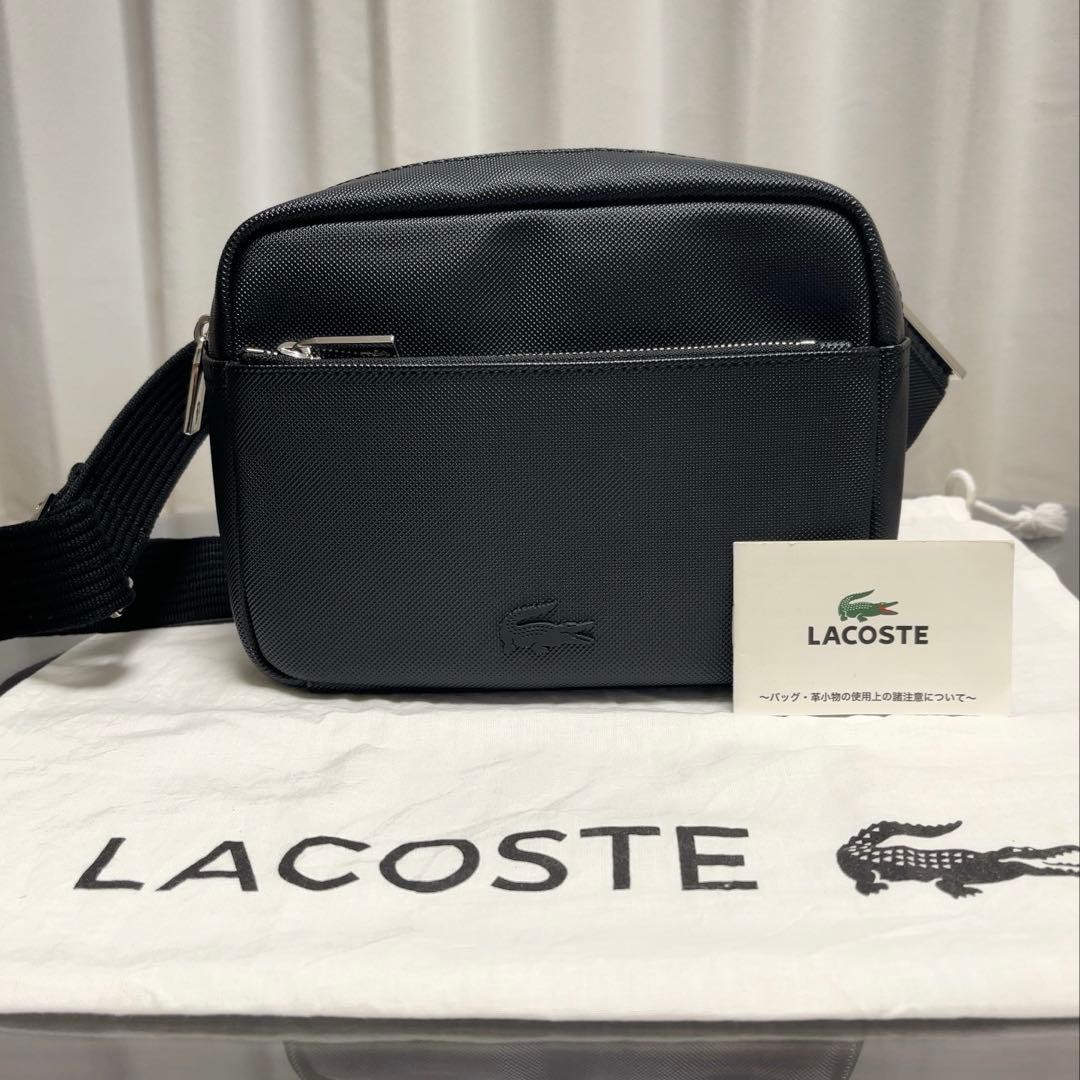 Authentic LACOSTE Men’s Classic Piqué Shoulder Bag Black 21cm x 16cm x 7cm Damag