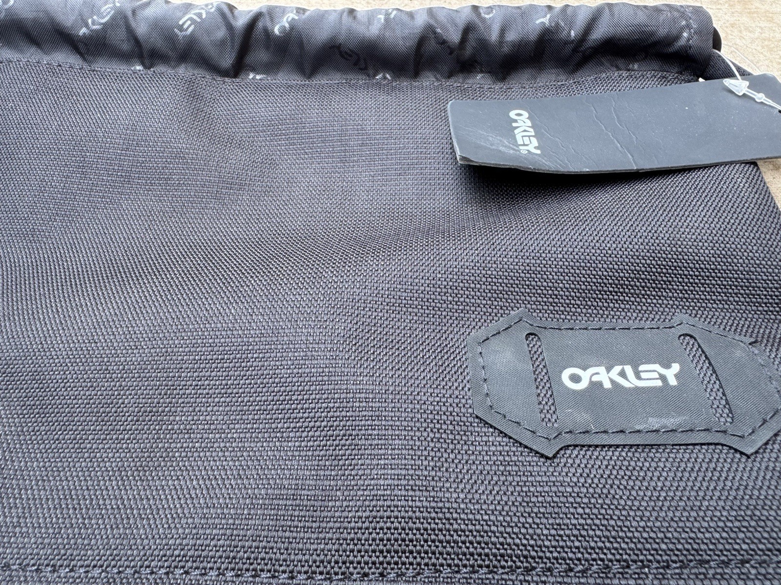 OAKLEY Crestible Street Satchel Drawstring Bag Brand New with Tags