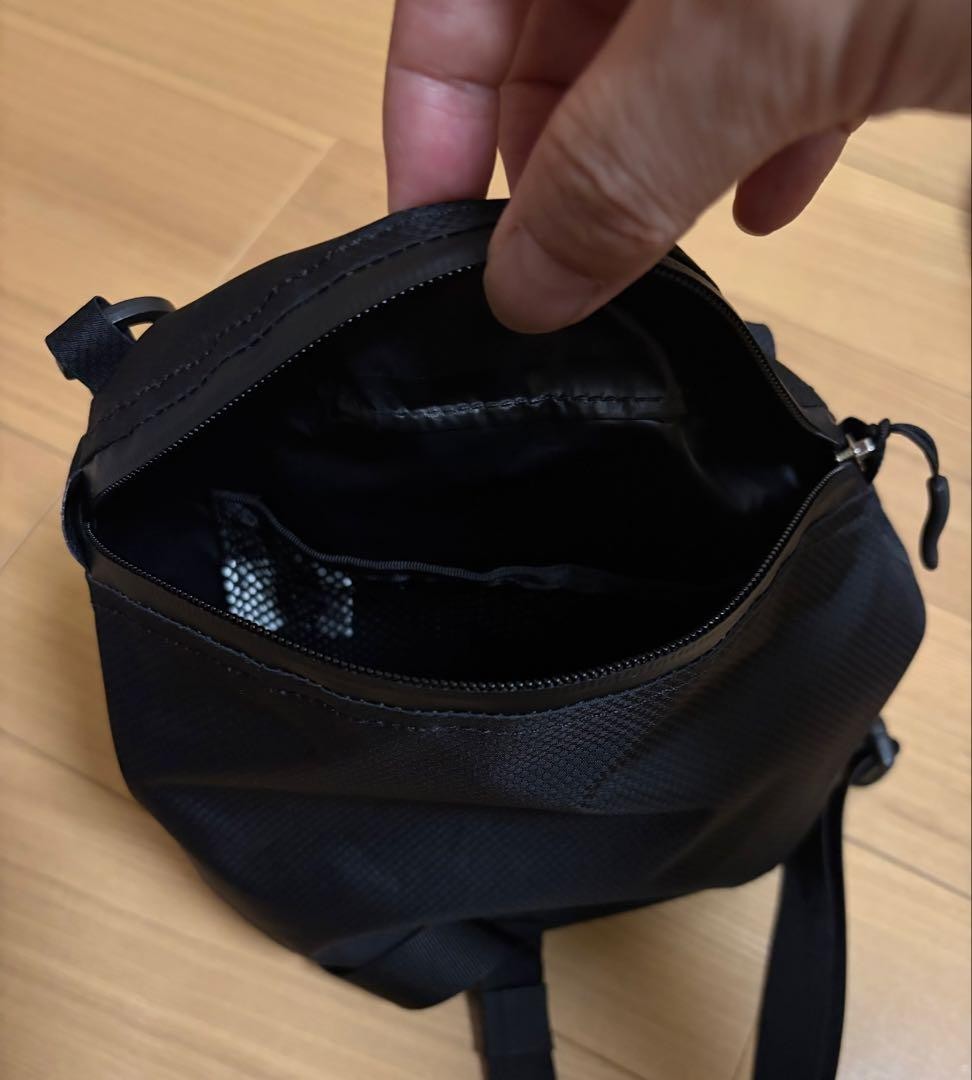 THE NORTH FACE Shoulder Bag Black 21x25x4cm Water Resistant Durable Zipper