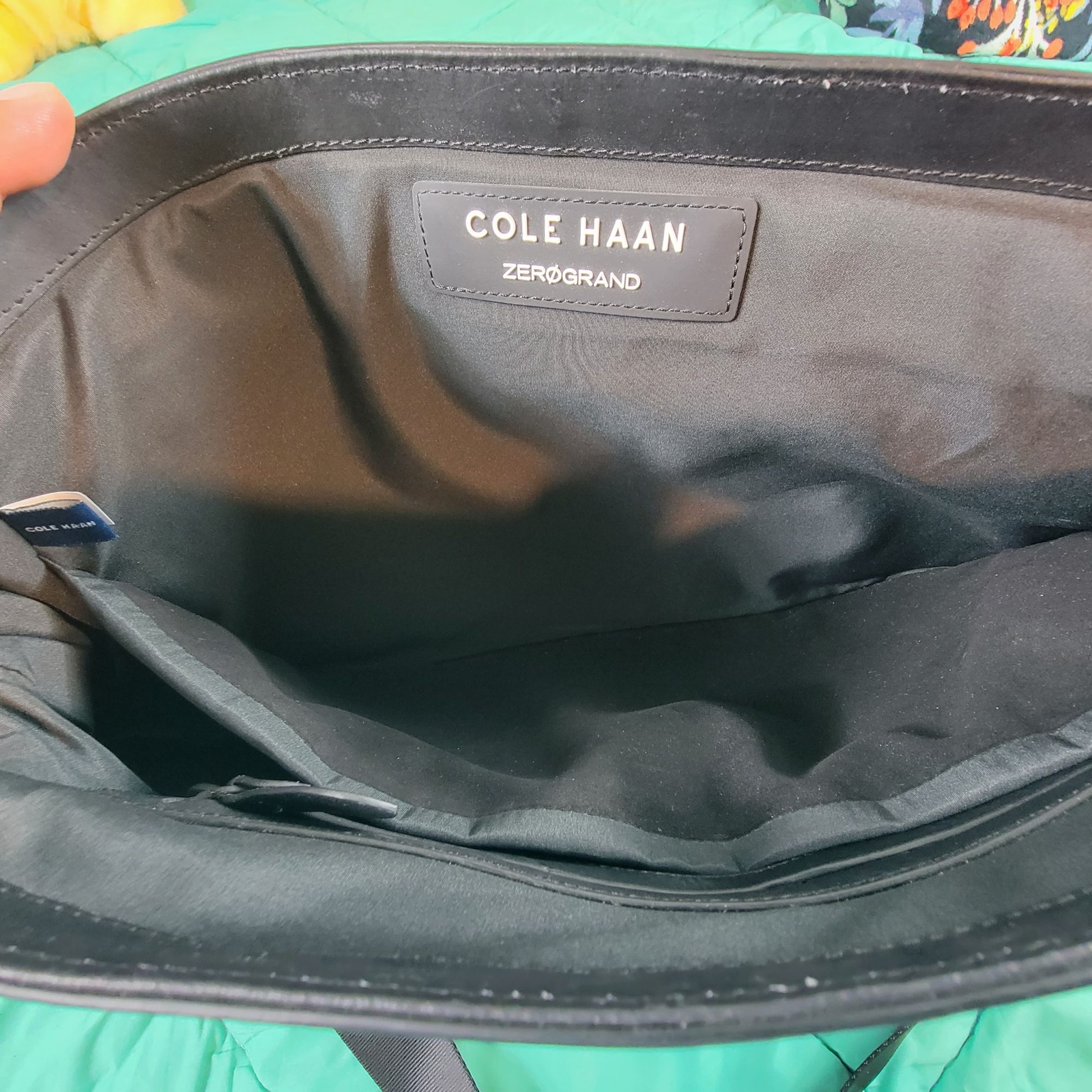 Cole Haan Zerogrand Field Adults Unisex Black Messenger Bag Work Casual Formal