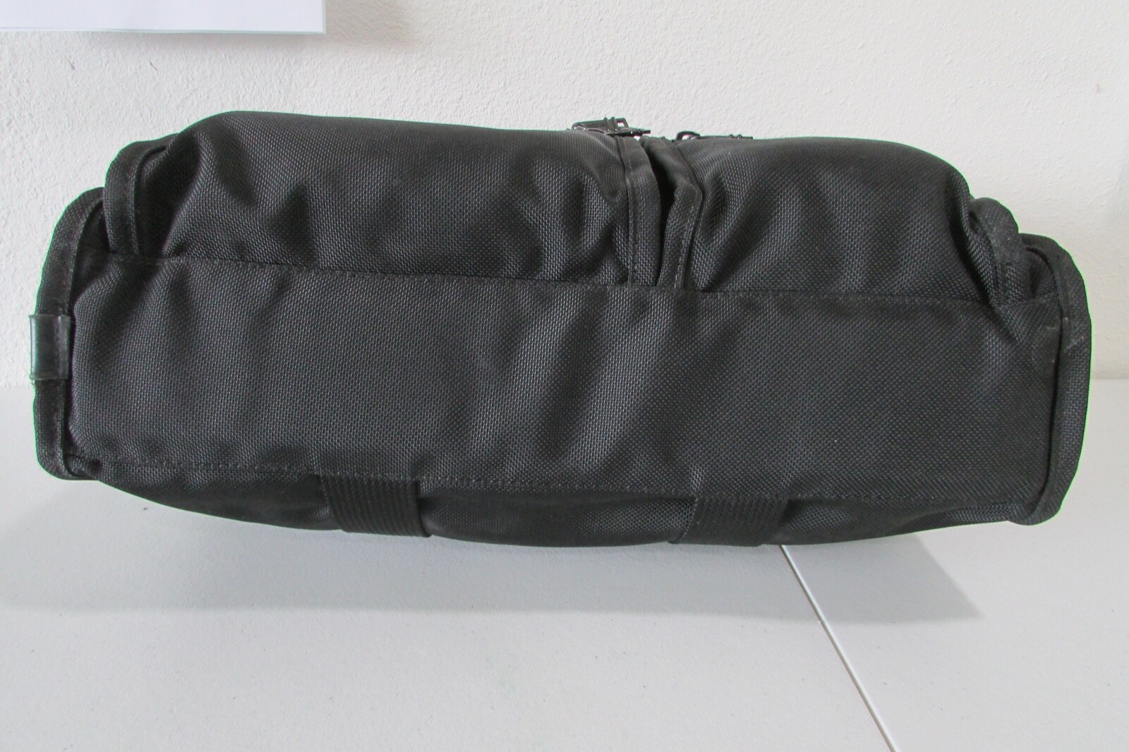 Tumi Black Ballistic Nylon Briefcase Padded 15″ Laptop Messenger Bag wTop Handle