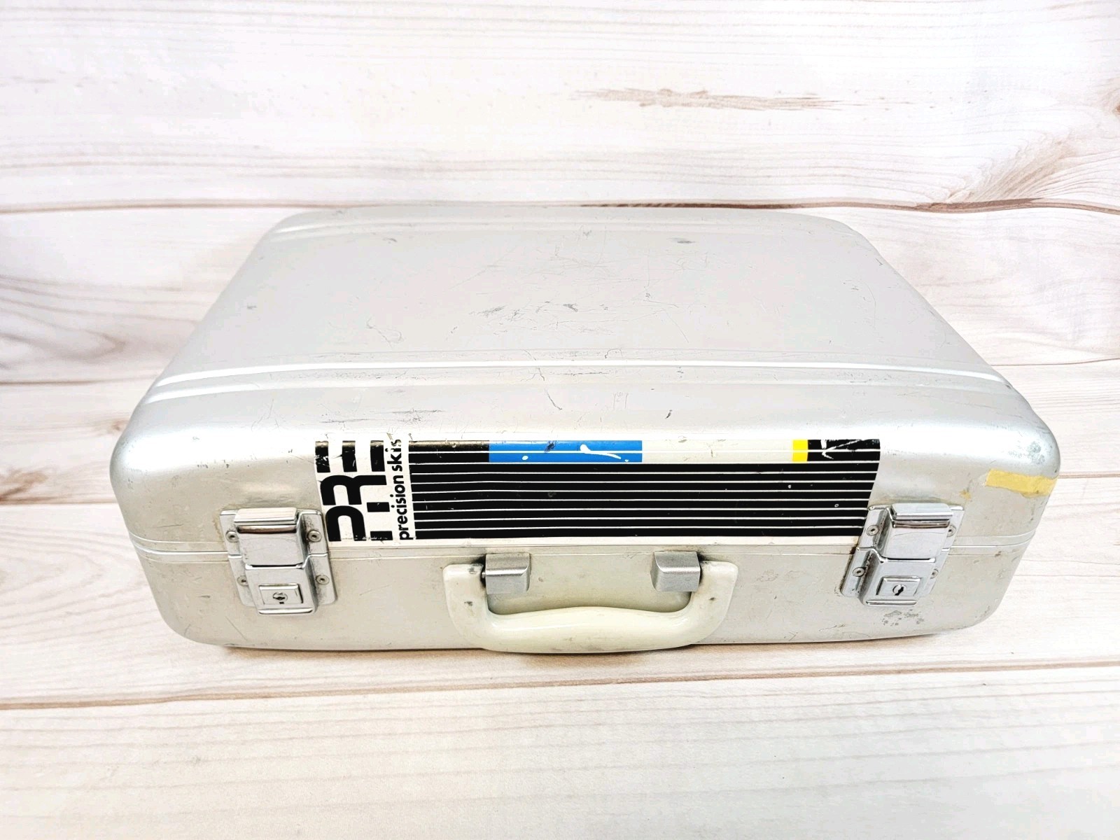 Vintage Aluminum Briefcases 18″ x 13″ x 5″ With Padding Camera Made In Japan