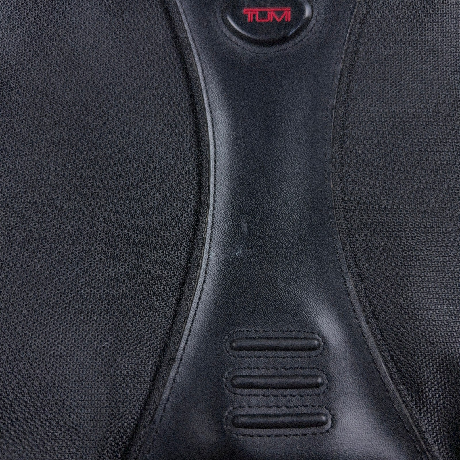 Tumi T2 Tech Bag Black Ballistic Expandable Messenger Laptop Bag Satchel Travel