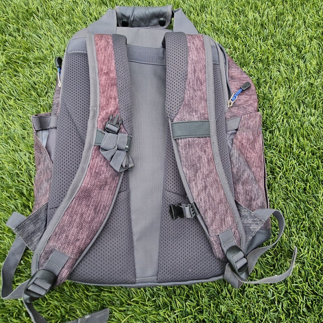 High Sierra 22L Grab Handle Backpack Merlot Gray Laptop Bag Pockets Daypack EUC