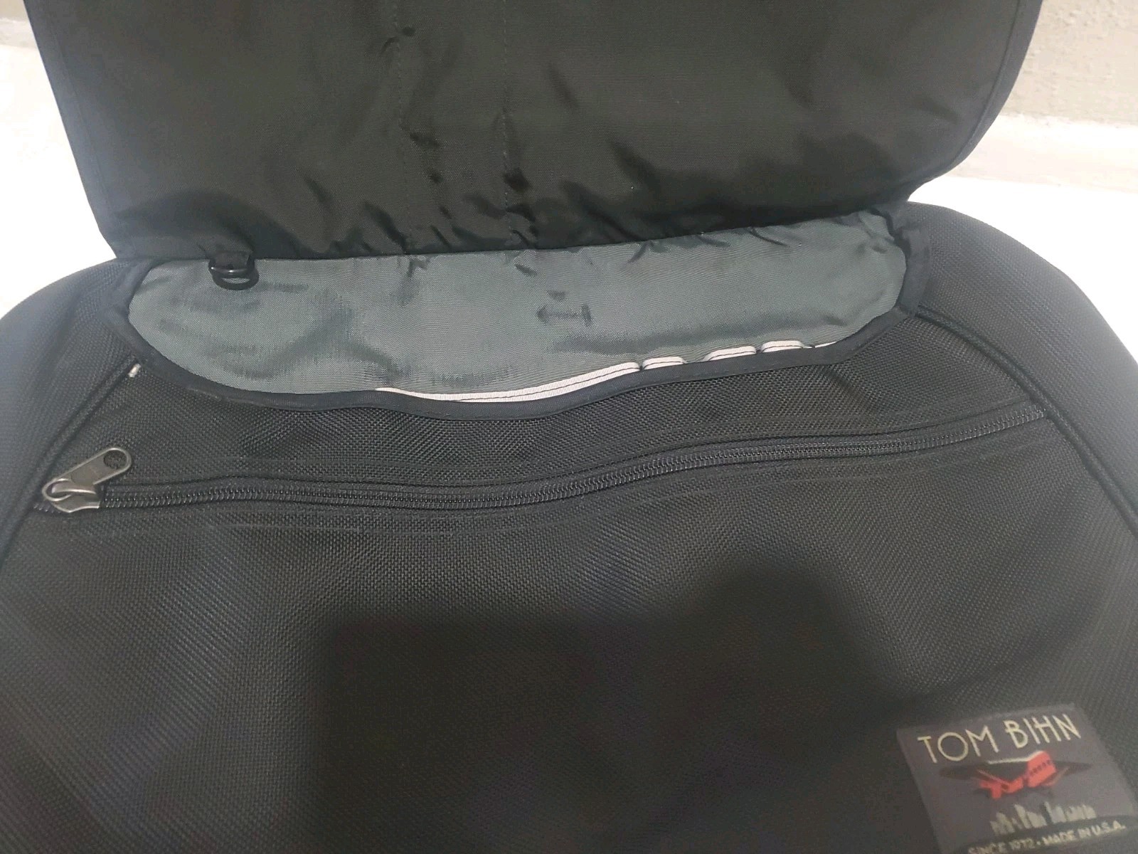 Tom Bihn Empire Builder – Retired Design – Black & Grey