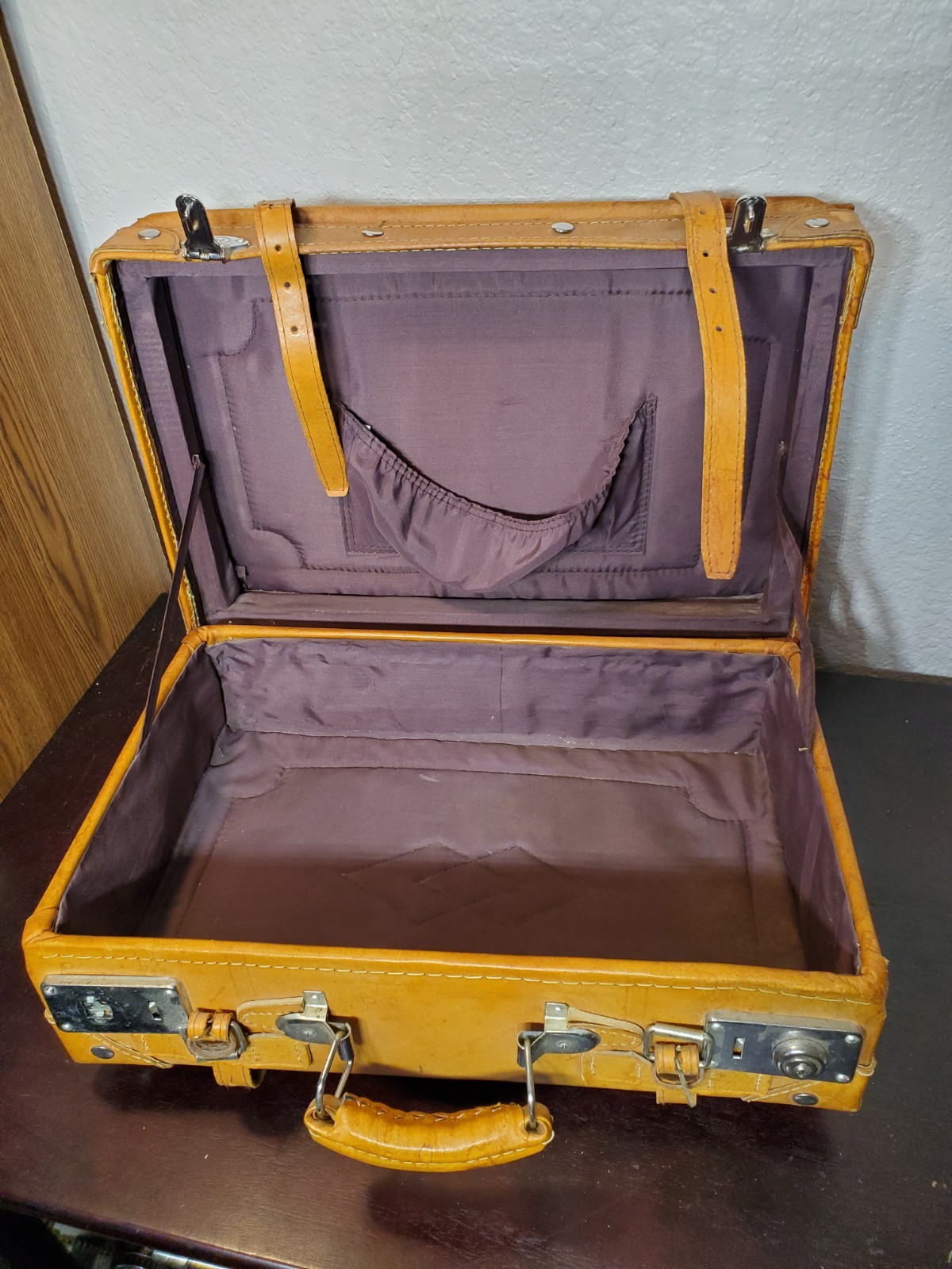 Vtg American Crew Leather Bound Men’s Shaving Case Overnight Luggage Bag