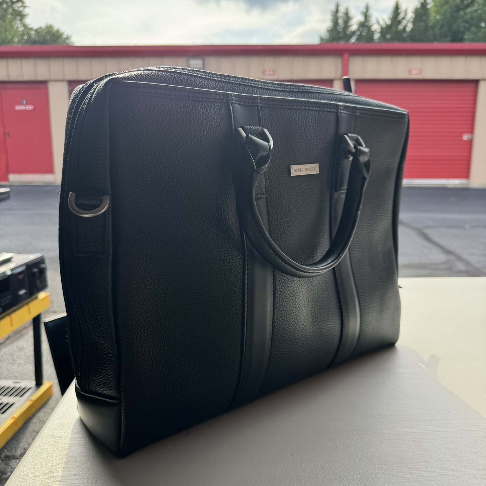 Brooks Brothers Pebbled Black Genuine Leather Briefcase Bag – READ ABOUT STRAP