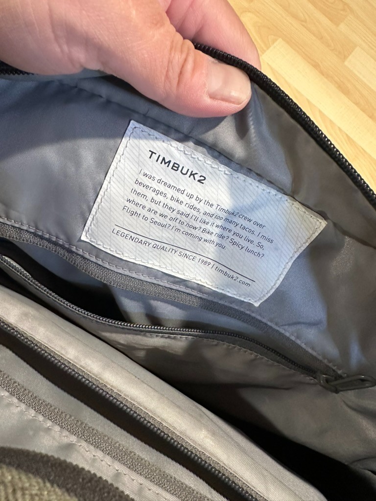 Timbuk2 messenger bag tote pack Noe Pannier check gray cycling bike carrier