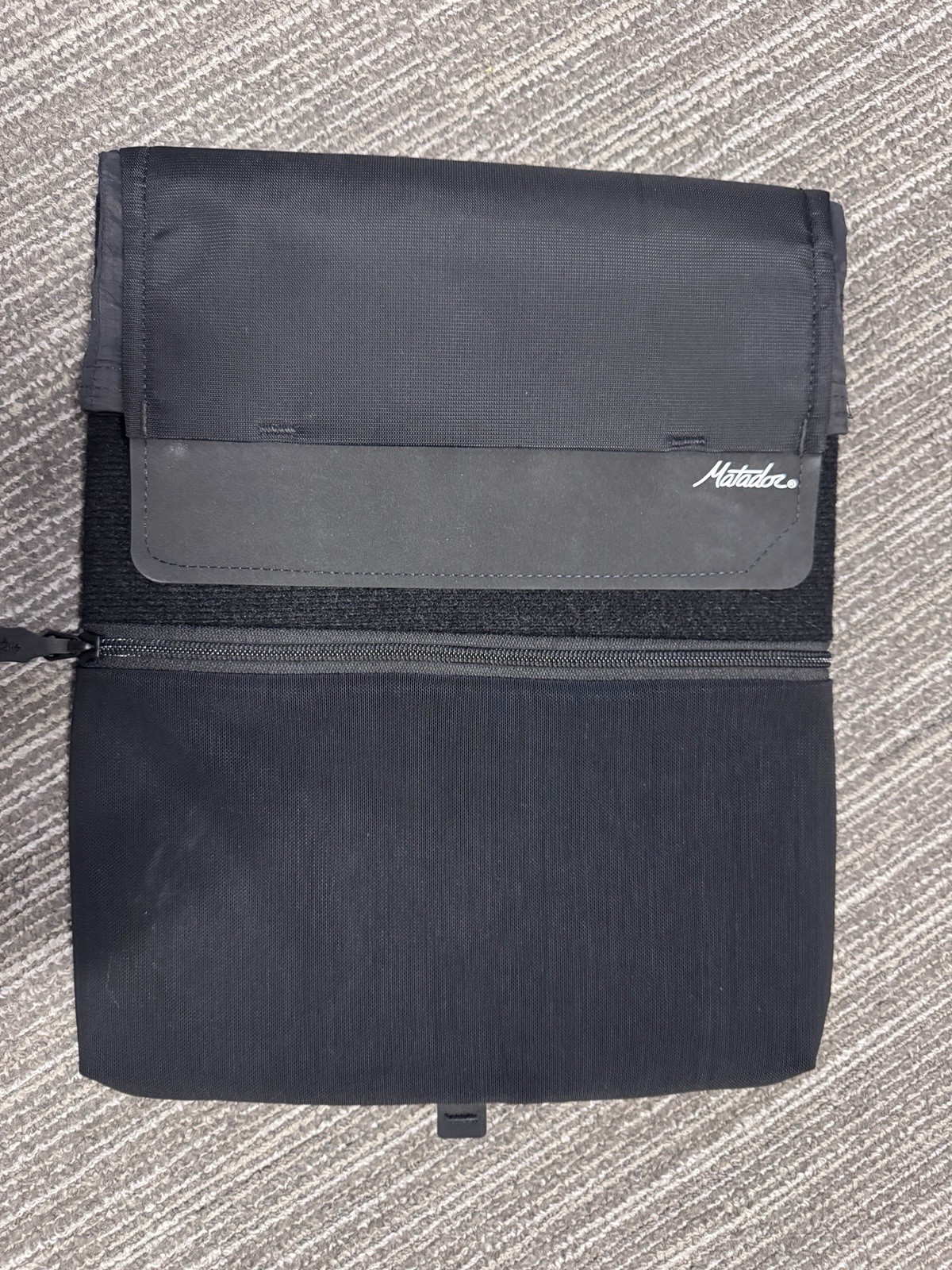 Tom Bihn Pilot Blue/Wasabi Ballistic 200 Halcyon