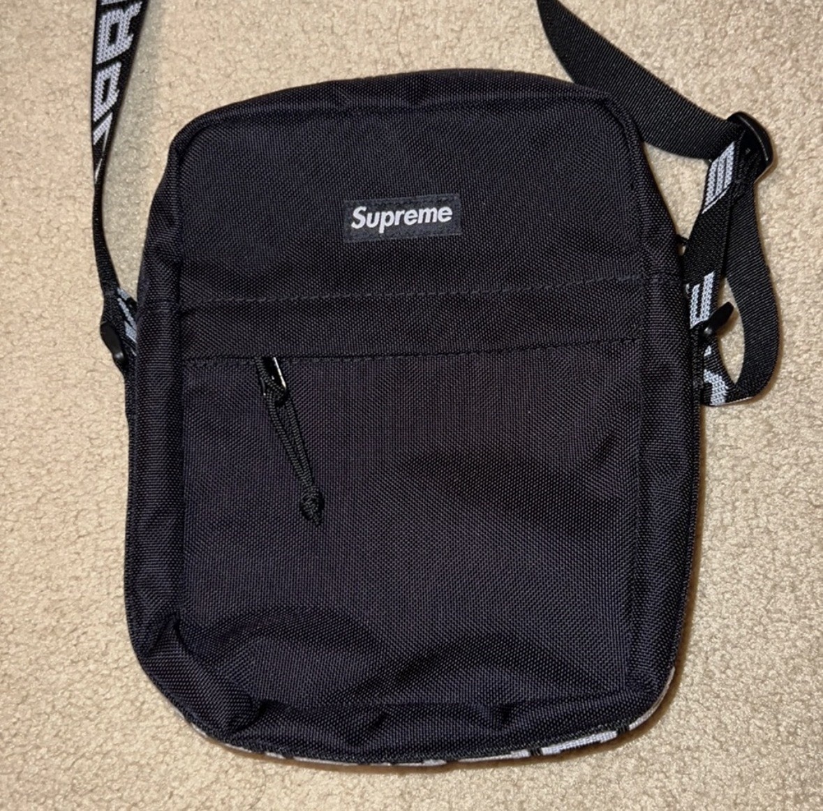 Supreme SS18 Shoulder Bag – Black